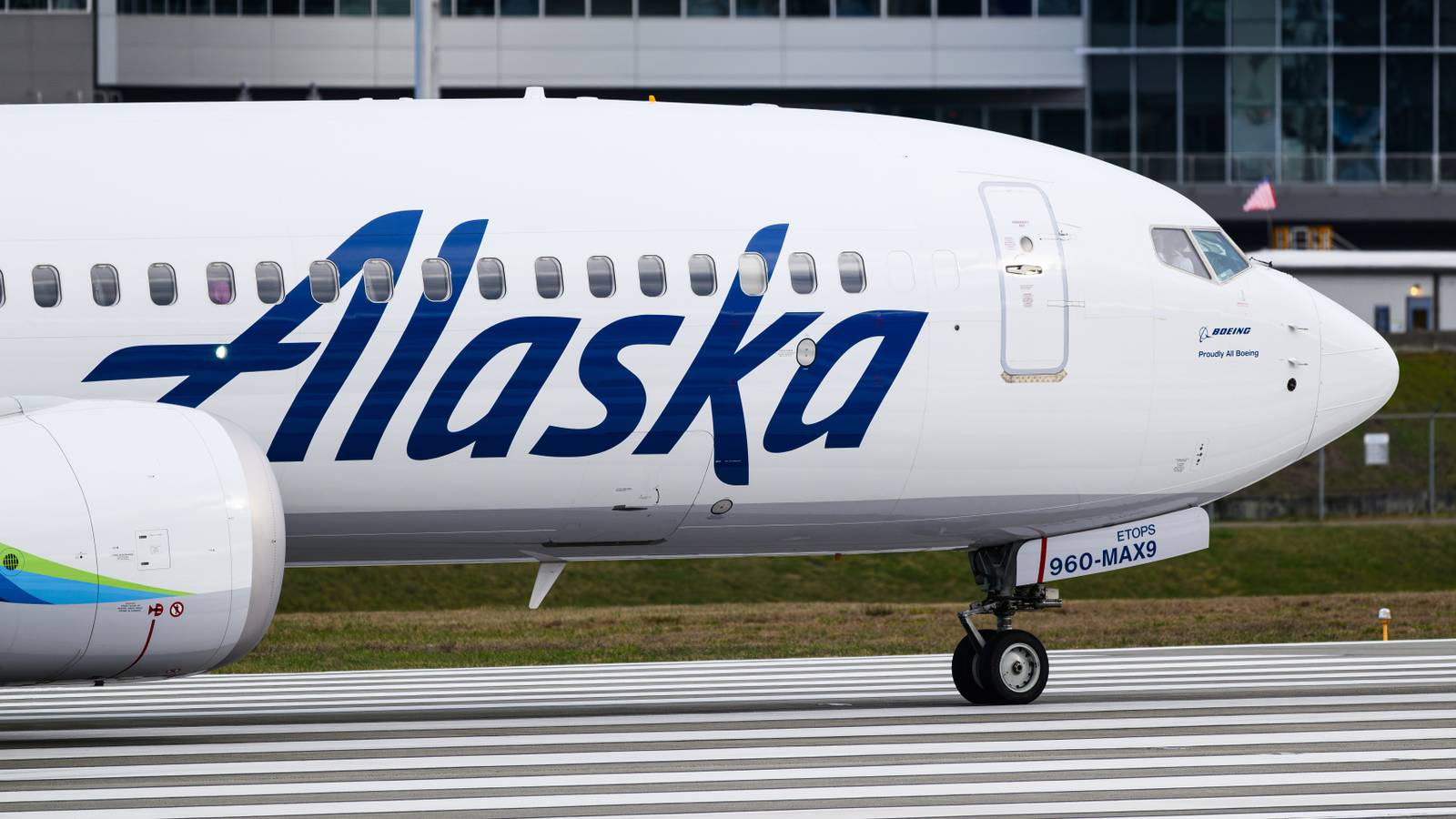 Alaska Airlines Flight Attendants Could See 32% Pay Raise Under New Contract