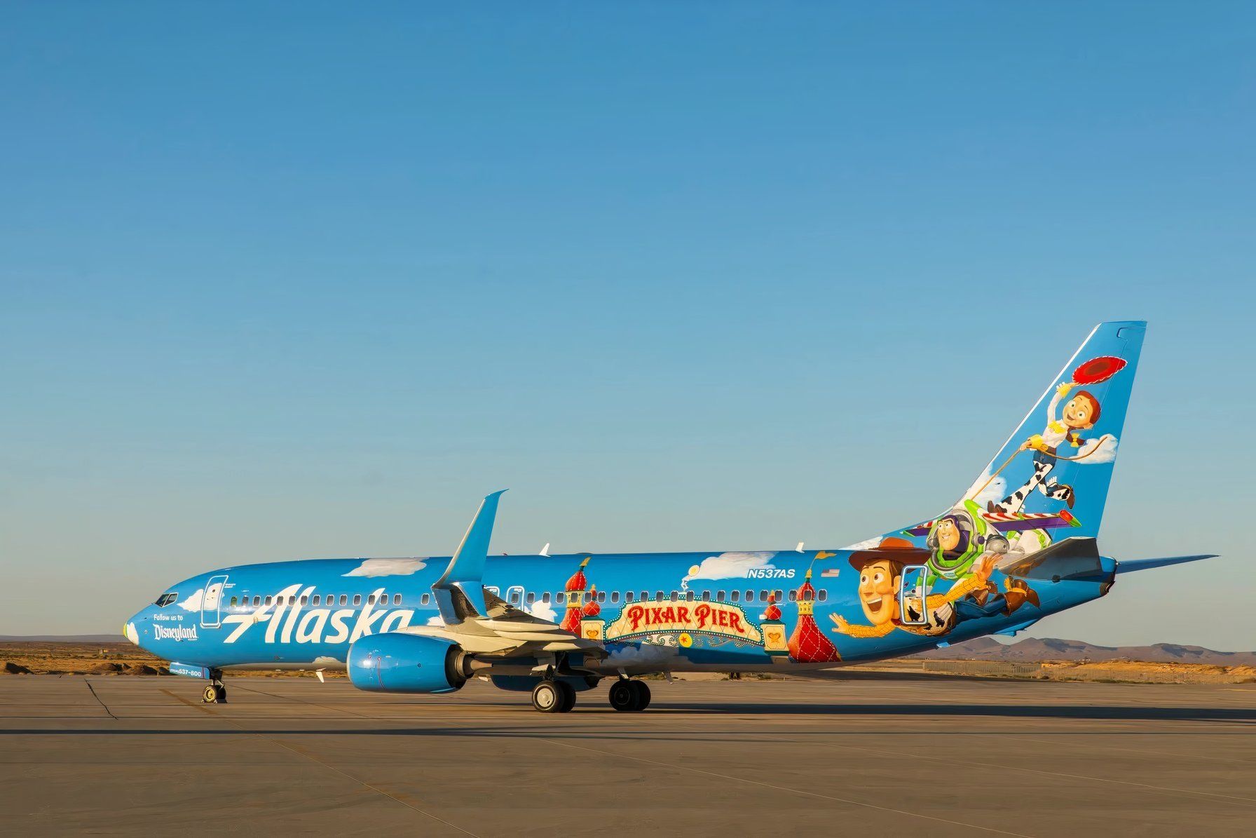 Wow: Alaska Airlines Expands Winter Fun With 18 New Ski & Sun Destinations