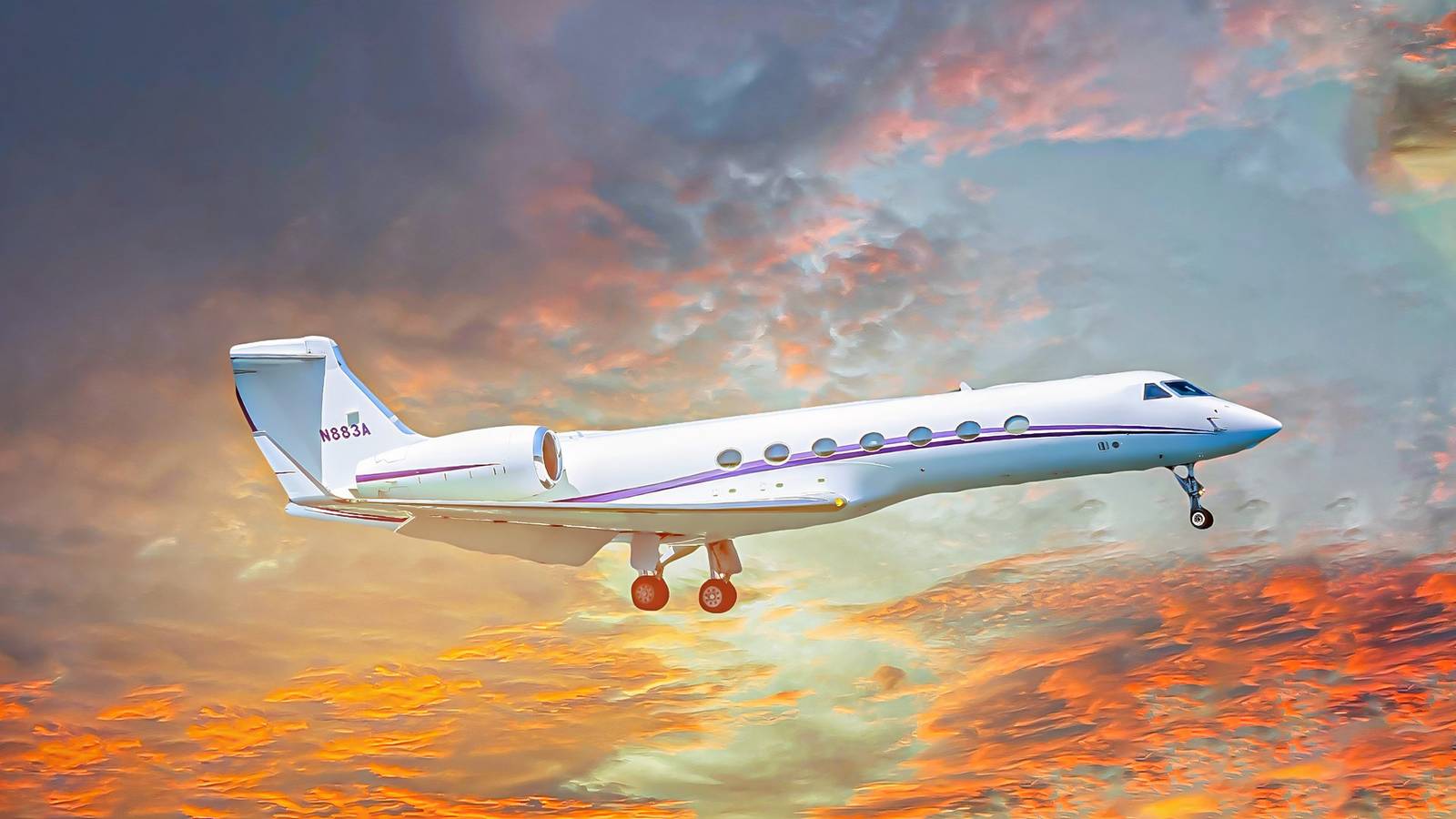 The Upper Echelon Of Luxury: Tiger Woods' Gulfstream G550