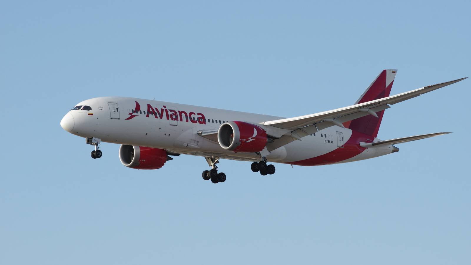 Feeling Sleepy? The Earliest Europe-South America Daytime Flights This Summer