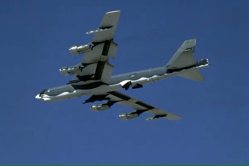B-52 port side belly view)