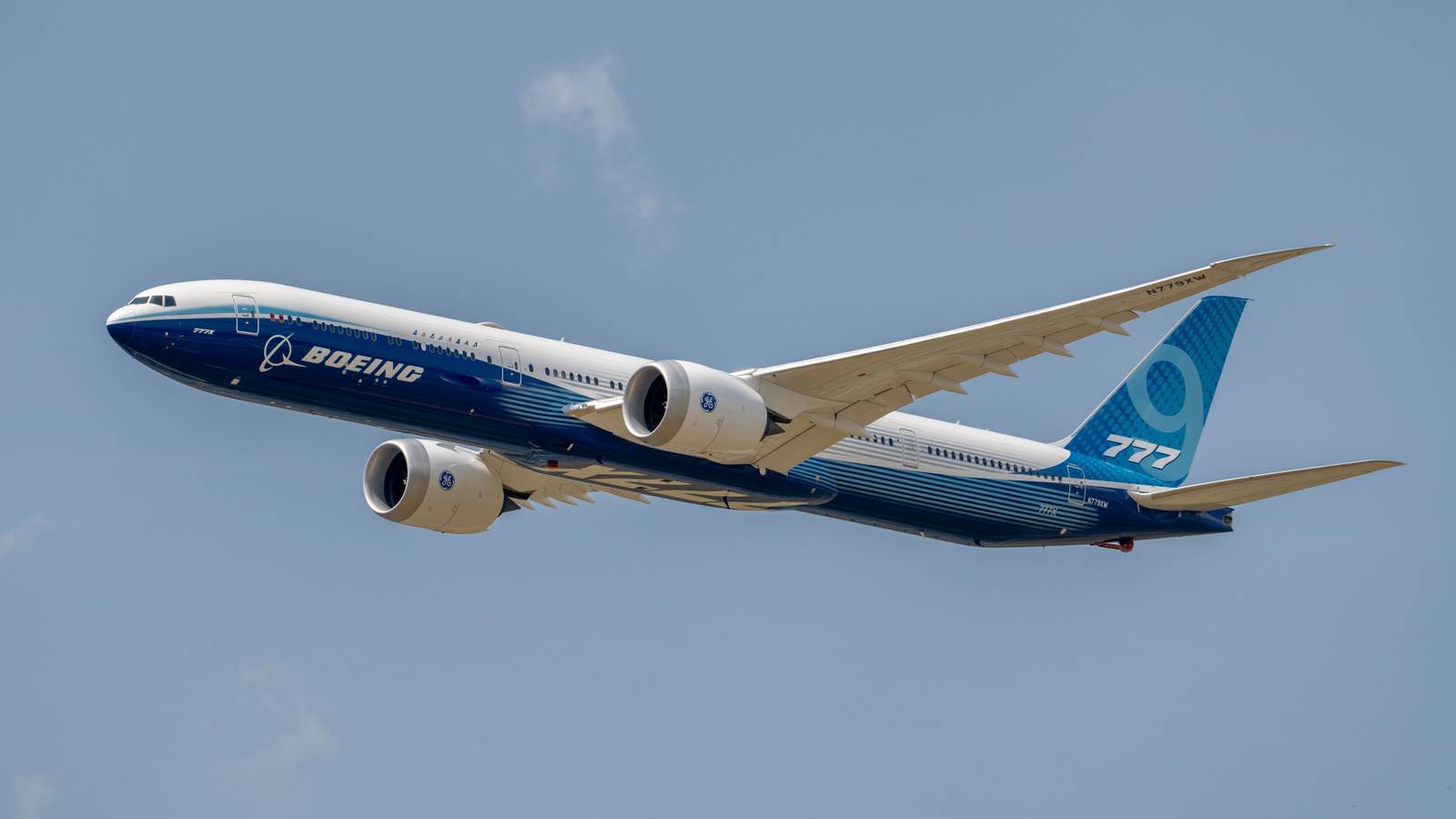 Qatar Airways Expands Its Boeing 777Xs Order With 20 More At Farnborough