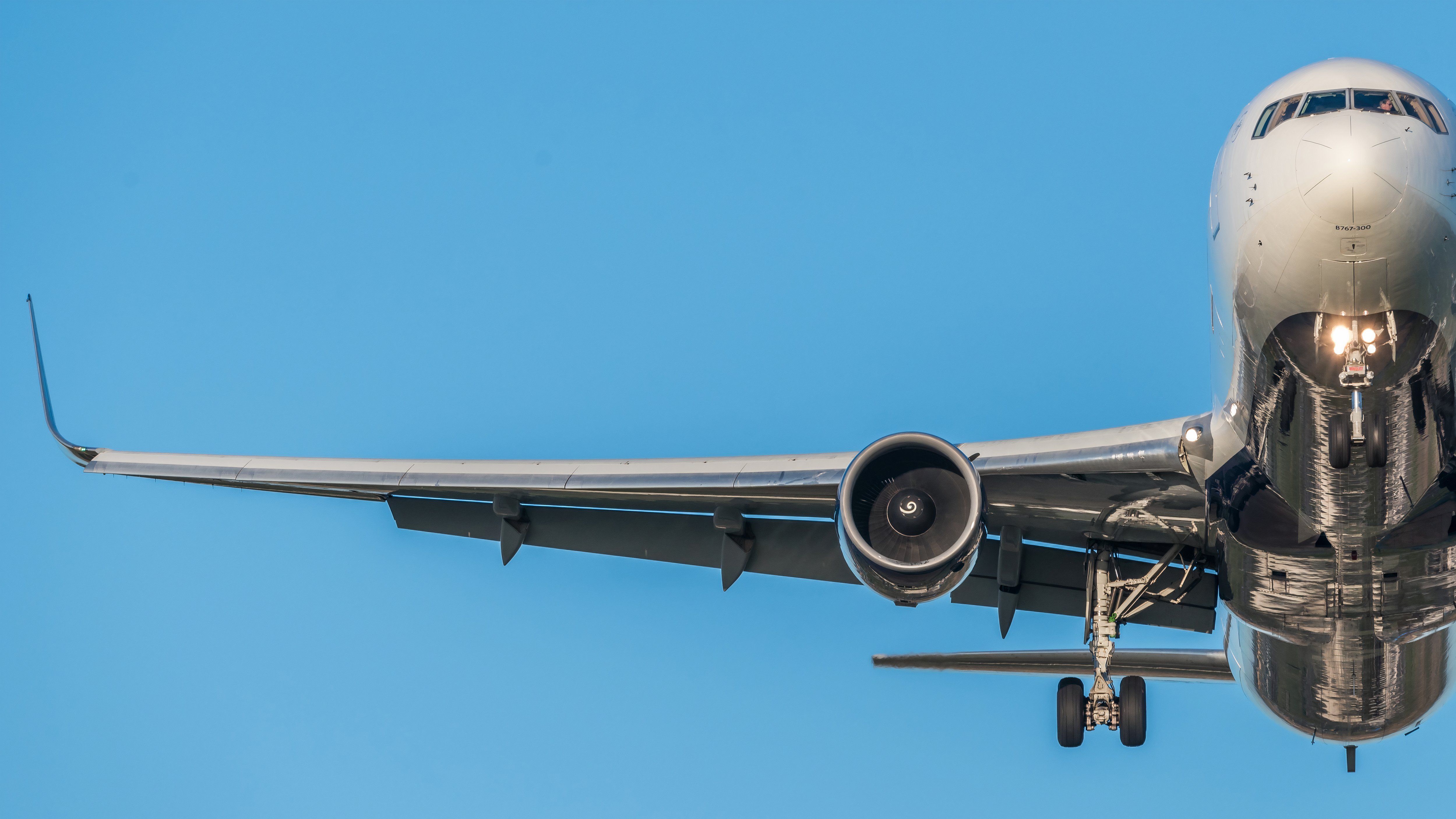 3,330+ Nautical Miles: The USA’s 10 Longest Domestic Routes