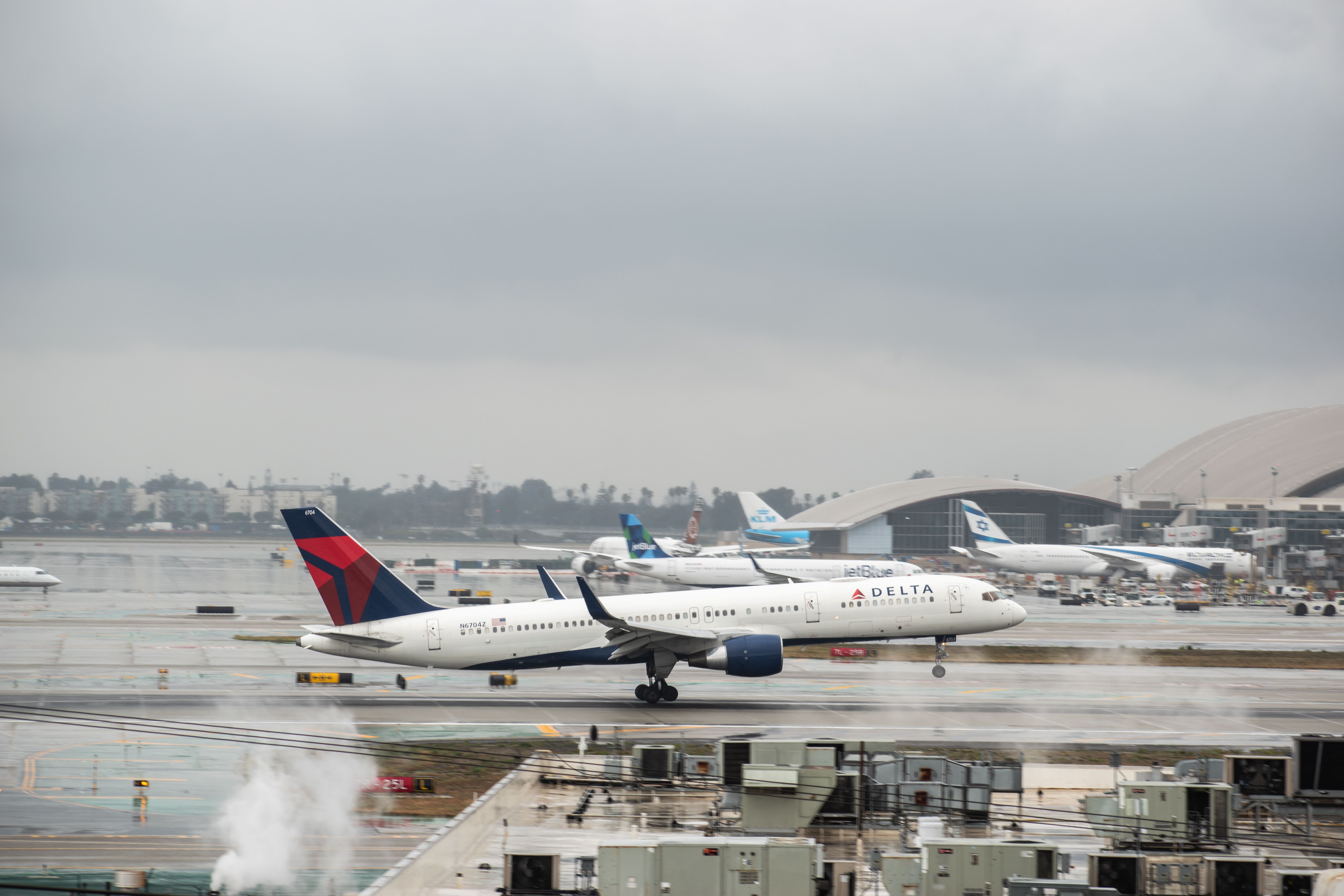 2.7% Of All Major North American Airline Disruptions In June Were +3-Hour Delays