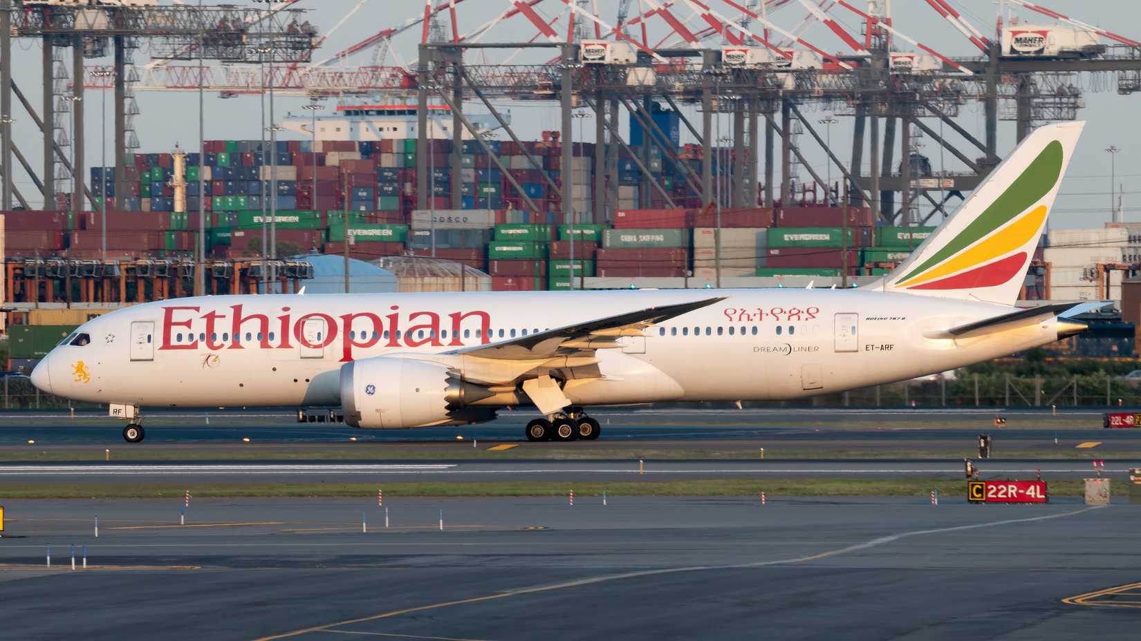 Ethiopian Airlines Boeing 787-8 Dreamliner 