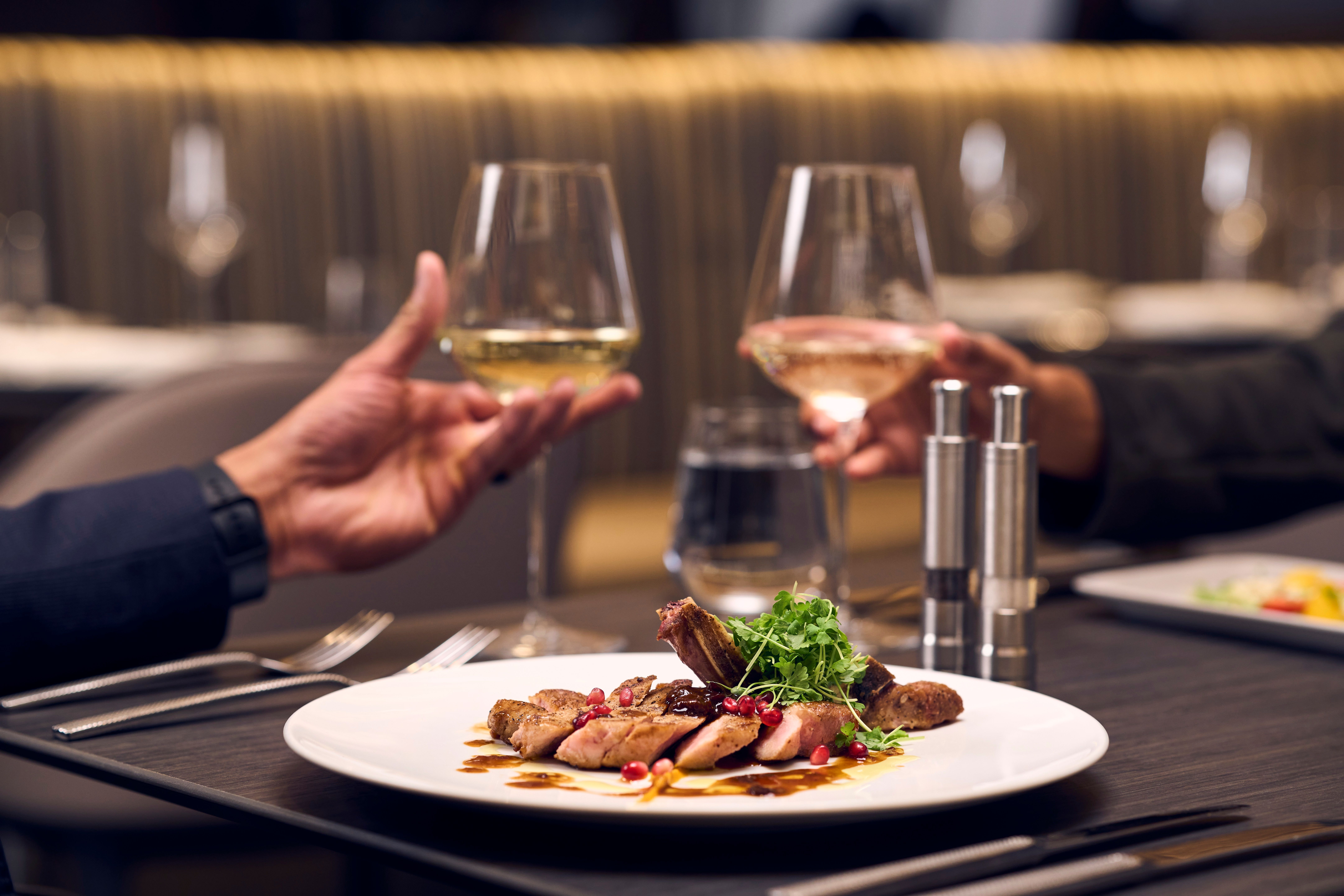 What Is American Airlines Flagship First Dining?