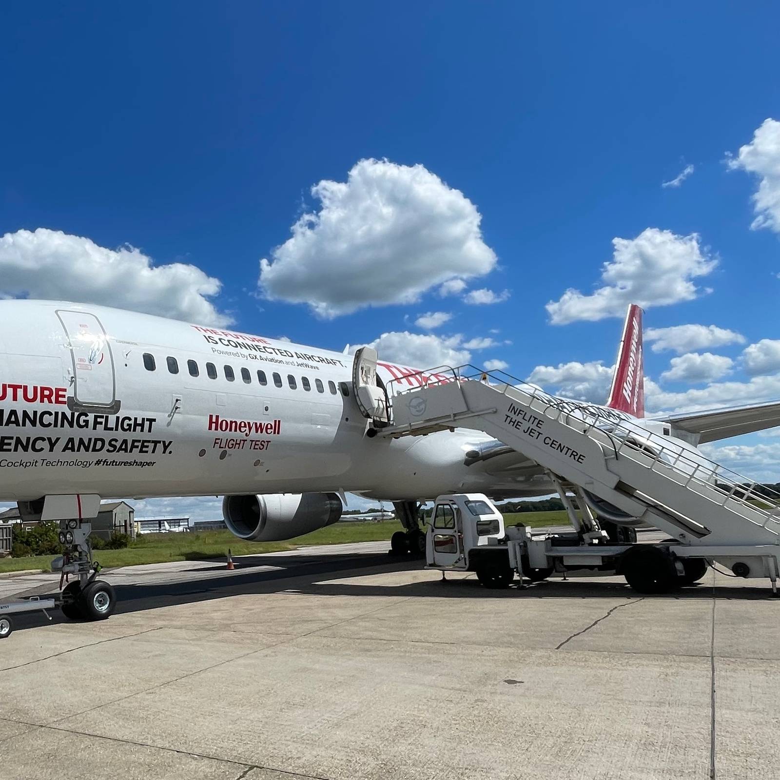 まとめて24点 未確認 Testing Future Aviation Safety Measures On A 41-Year Old Boeing 757