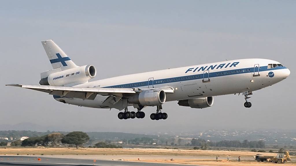 航空機・ヘリコプター AeroClasics 1/400 Finnair DC-10-30 Finnair Flight 915: 5 Facts About The Alleged Attempted Airliner