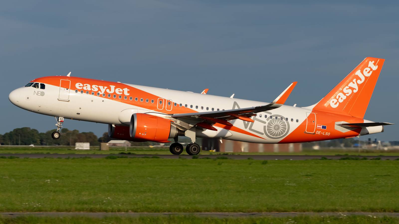 Easyjet Launch Menu easyJet & British Airways Converge On Tbilisi Launch