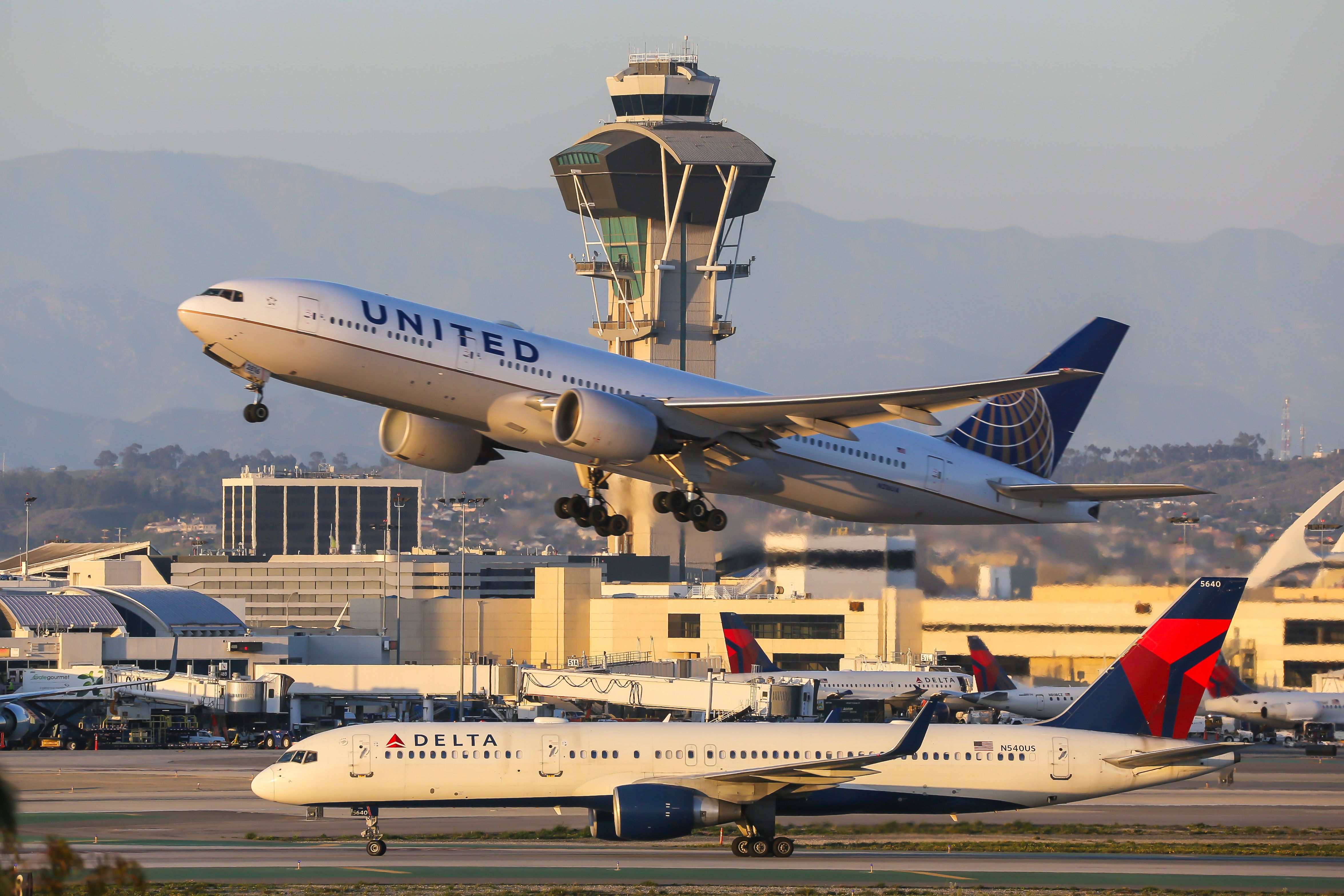 How Do The 'Big 3' US Airlines Approach The Provision Of Vegan Food?
