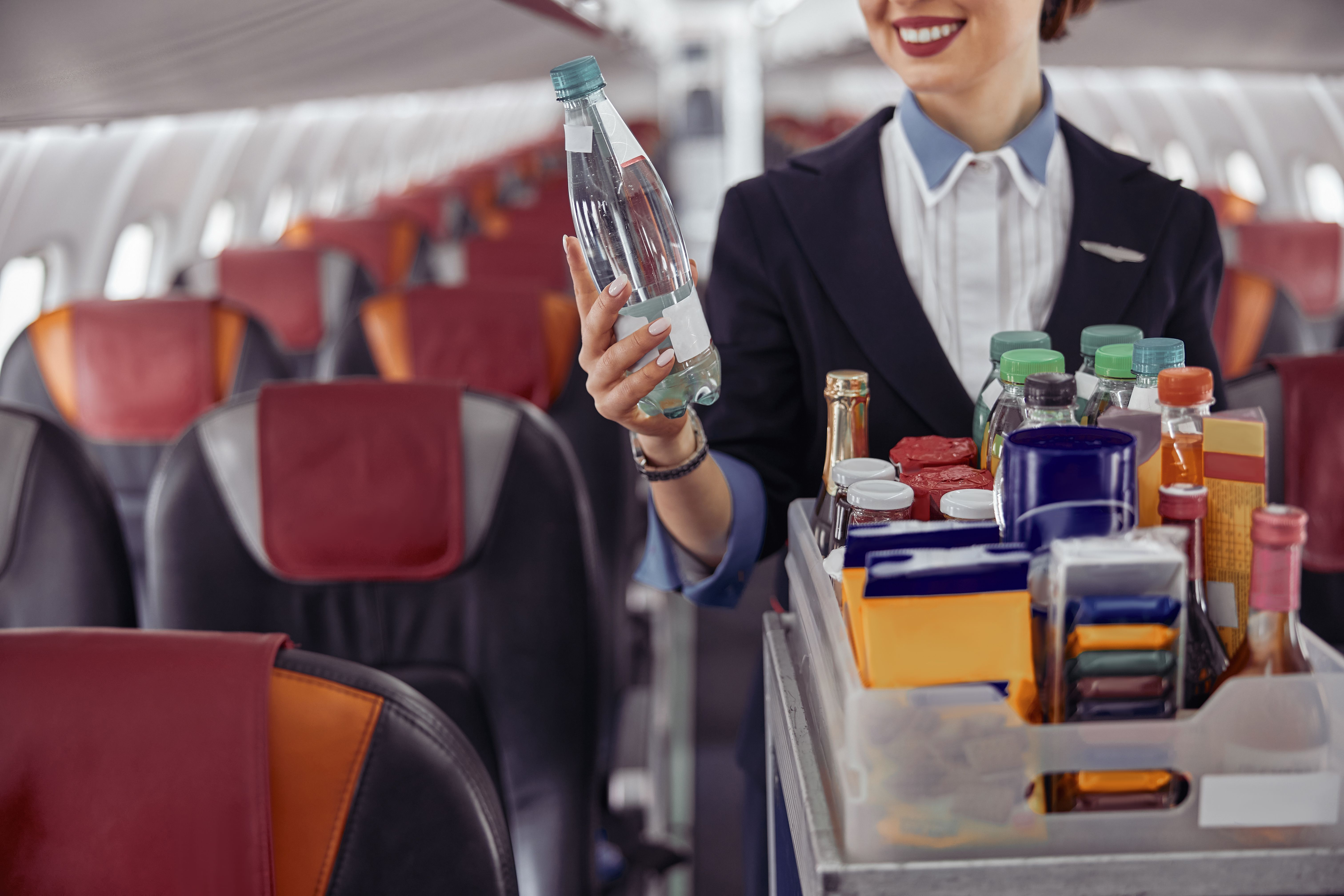 Did You Know: The Secrets Of An Airline Bar Cart