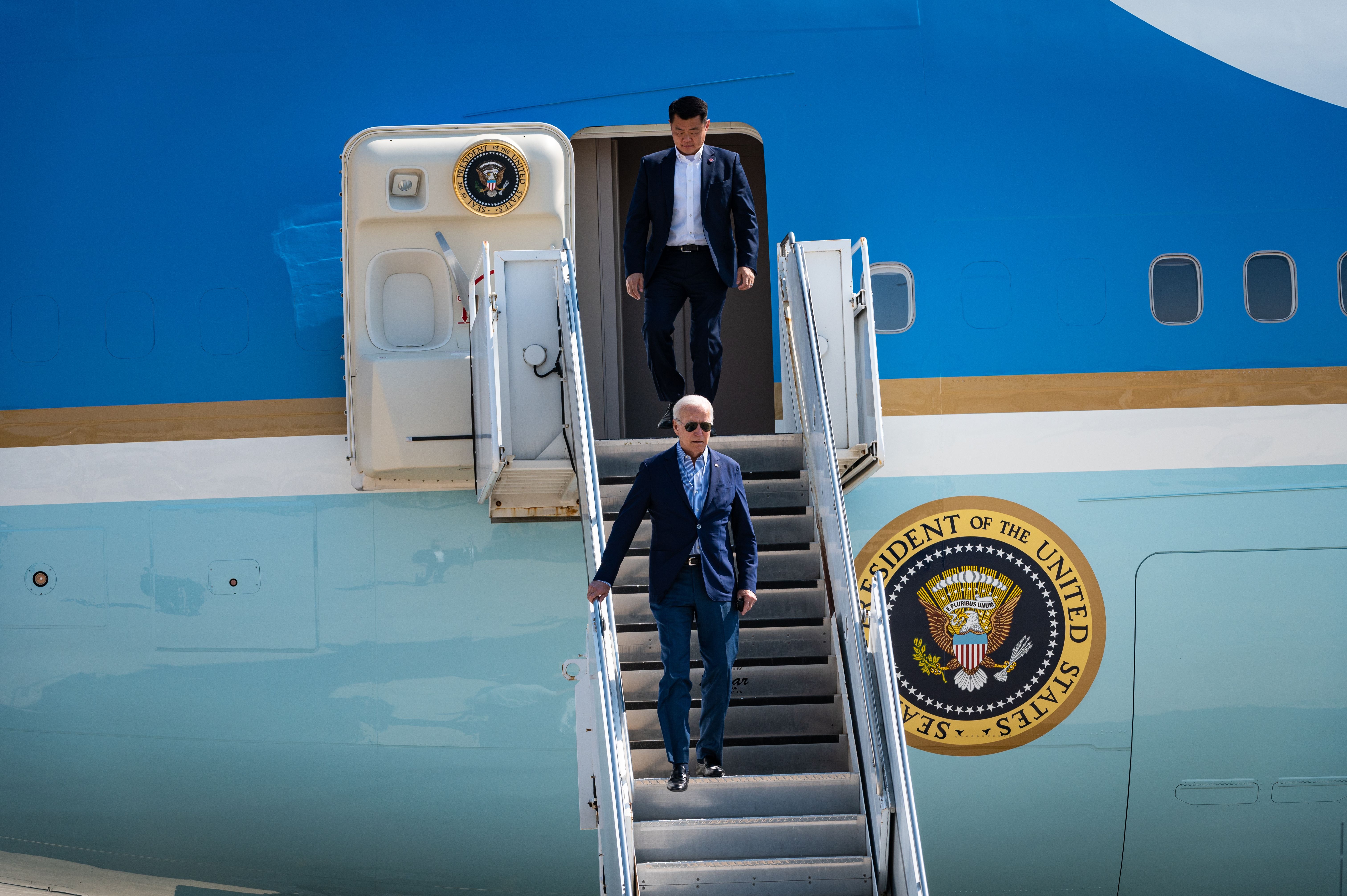 The Crazy World Of Presidential Jets And Royal Transport