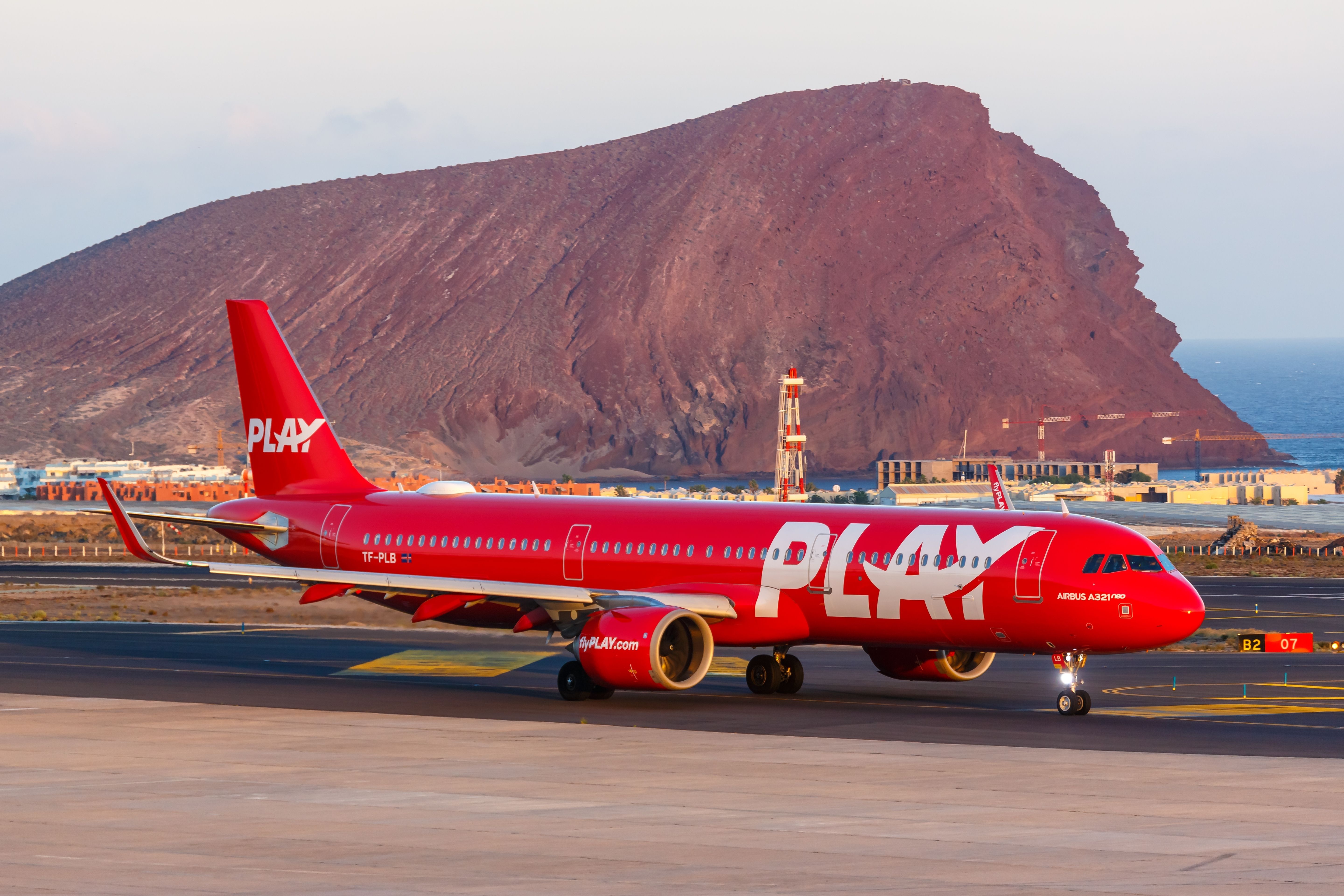 Transatlantic Break? What Is PLAY's Transatlantic Stopover Program?