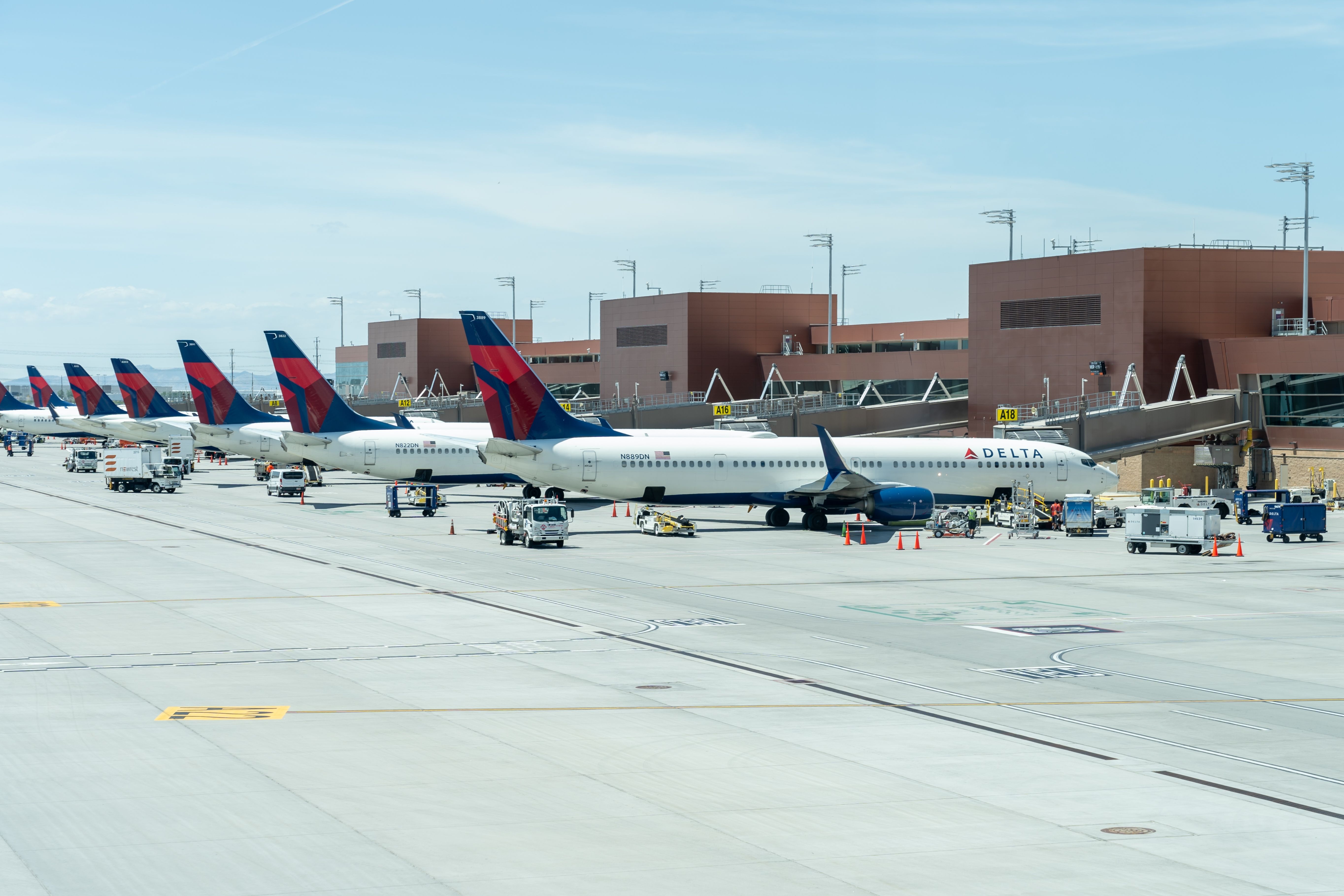 July 4th Air Travel Estimated To Break US Record Numbers