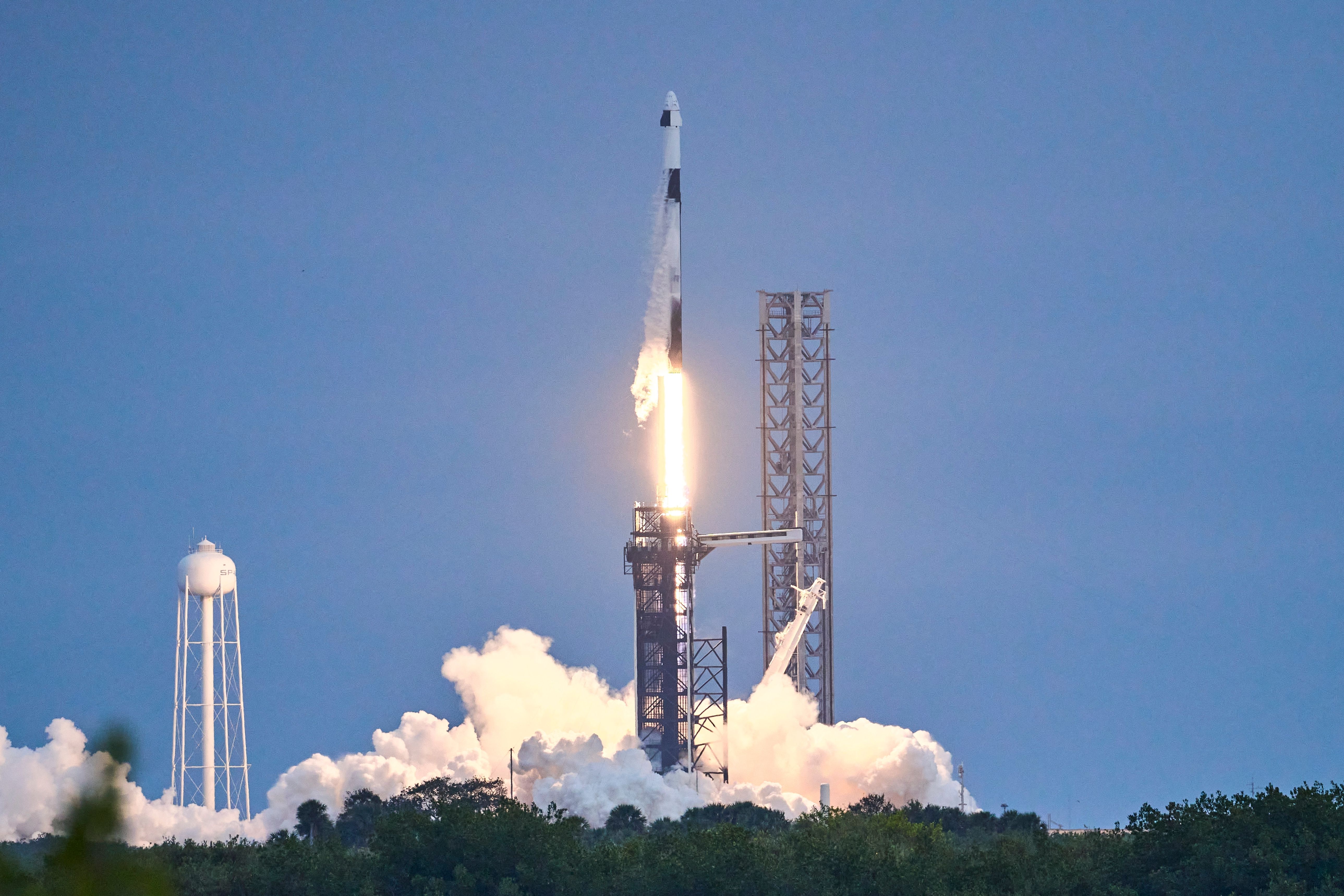FAA Grounds SpaceX Falcon 9 Rockets Following In-Flight Failure