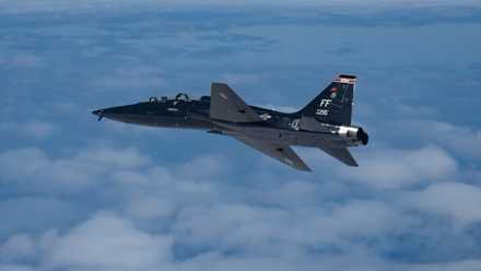T-38 Talon (cover photo) (3to2)