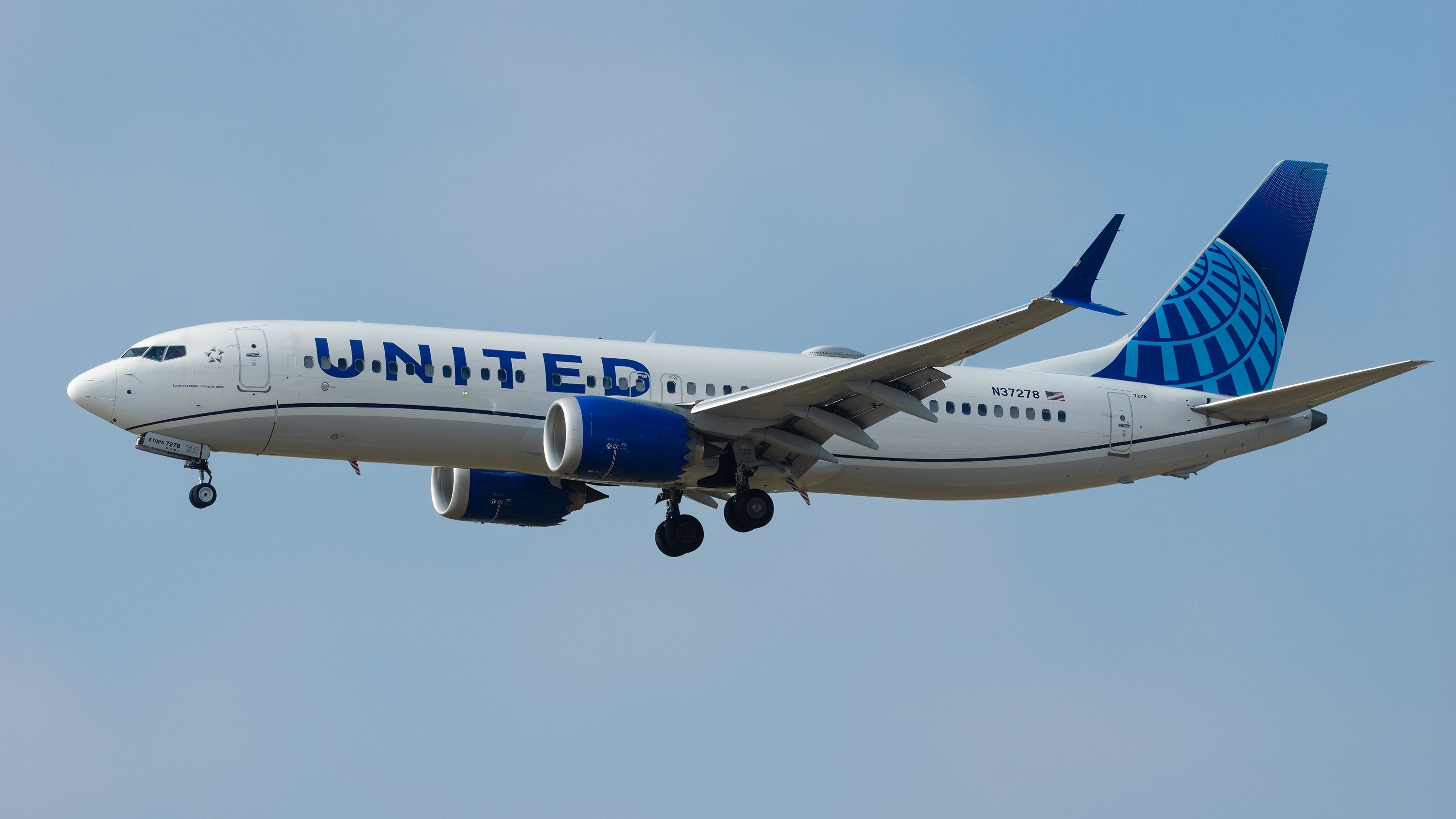 united-airlines-boeing-737-max