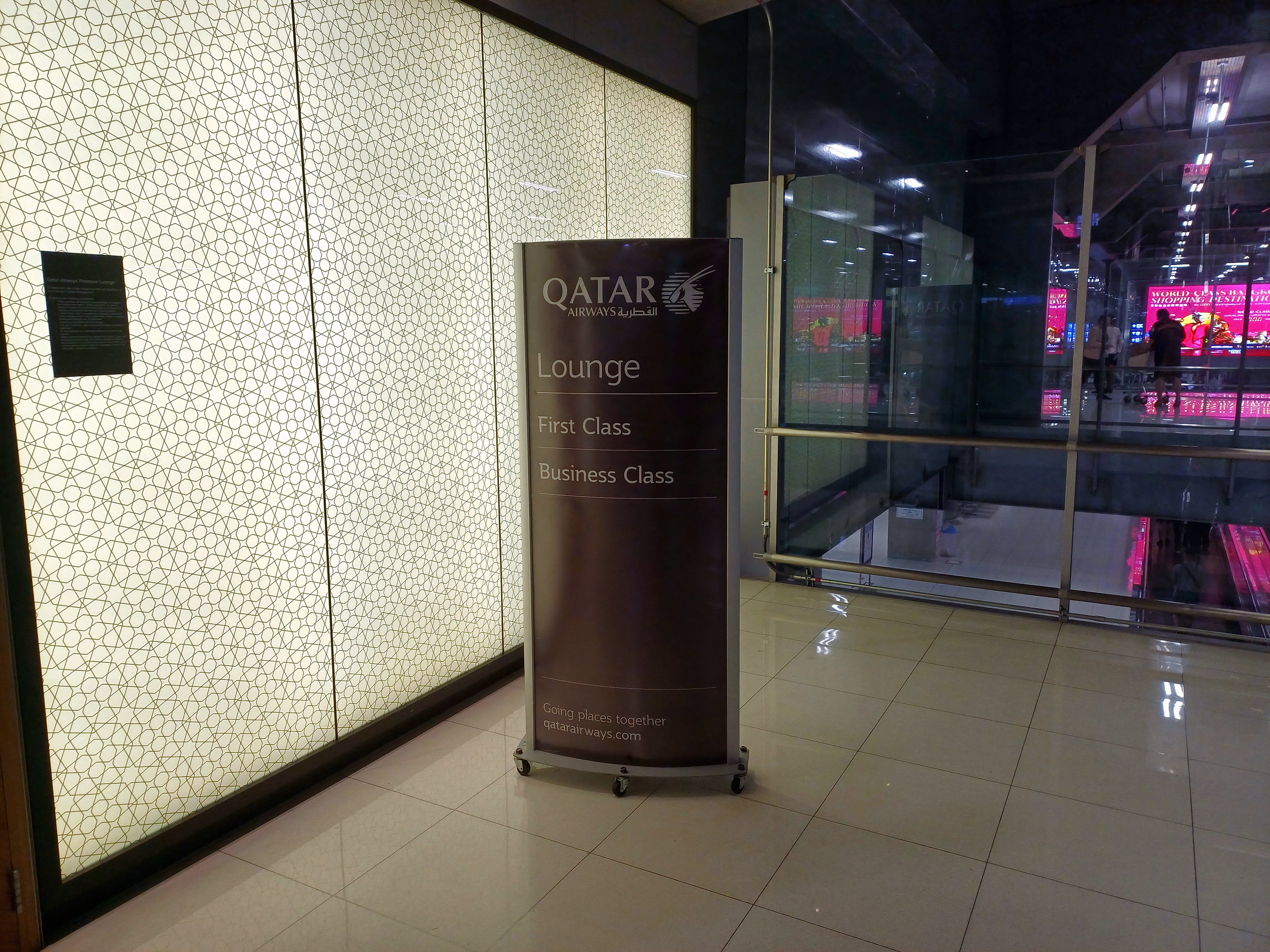 Lounge Review: Qatar Airways Premium Lounge At Bangkok Suvarnabhumi ...