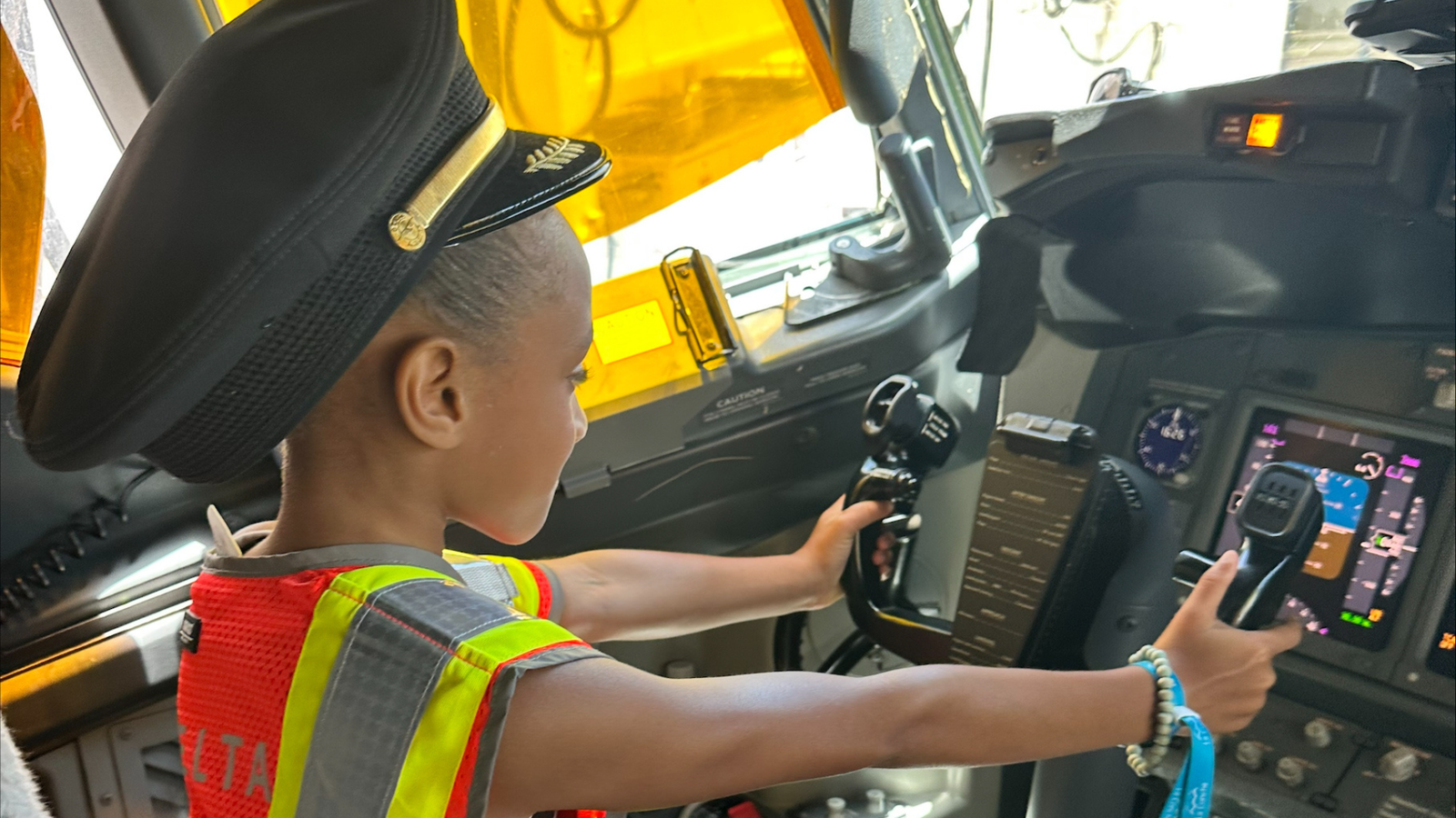 Did You Know Delta Air Lines Lets Young Passengers Help With Turnaround Tasks In San Juan?