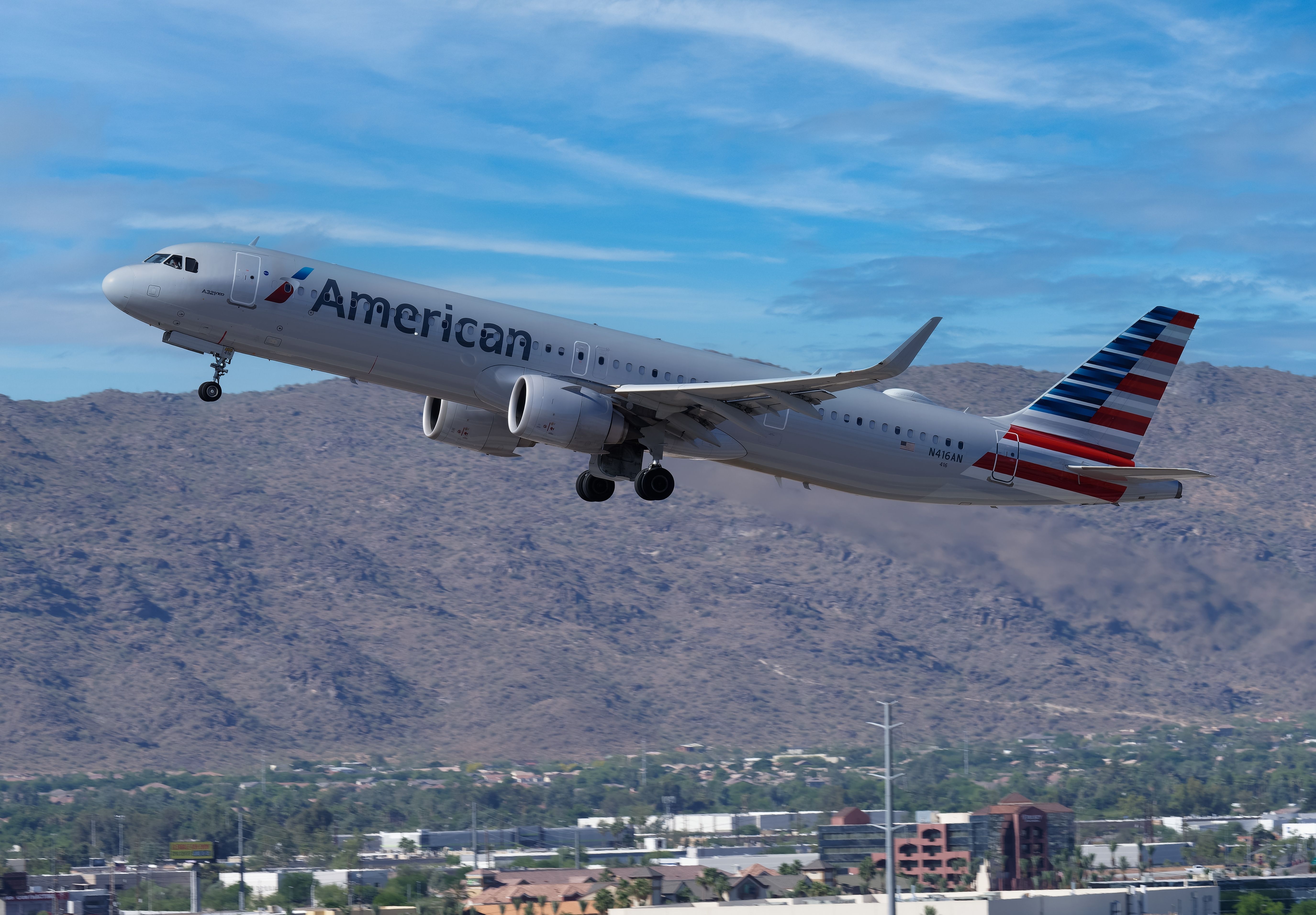 American Airlines Flight Diverts To Phoenix After Lice Found In Passenger's Hair