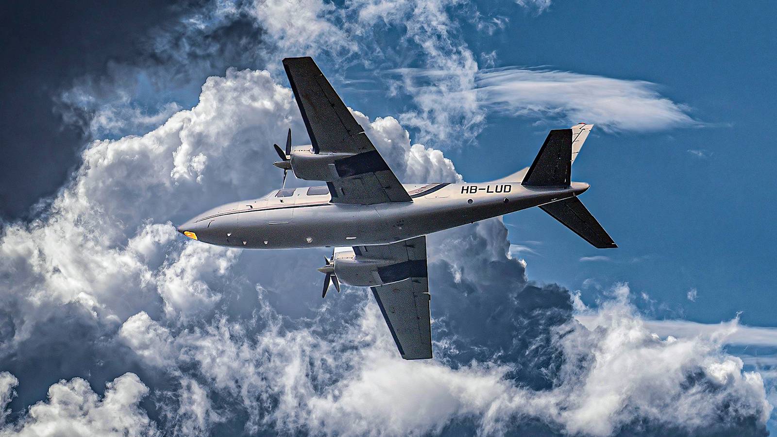 A Ted Smith Design: A Look At The Piper PA-60 Aerostar