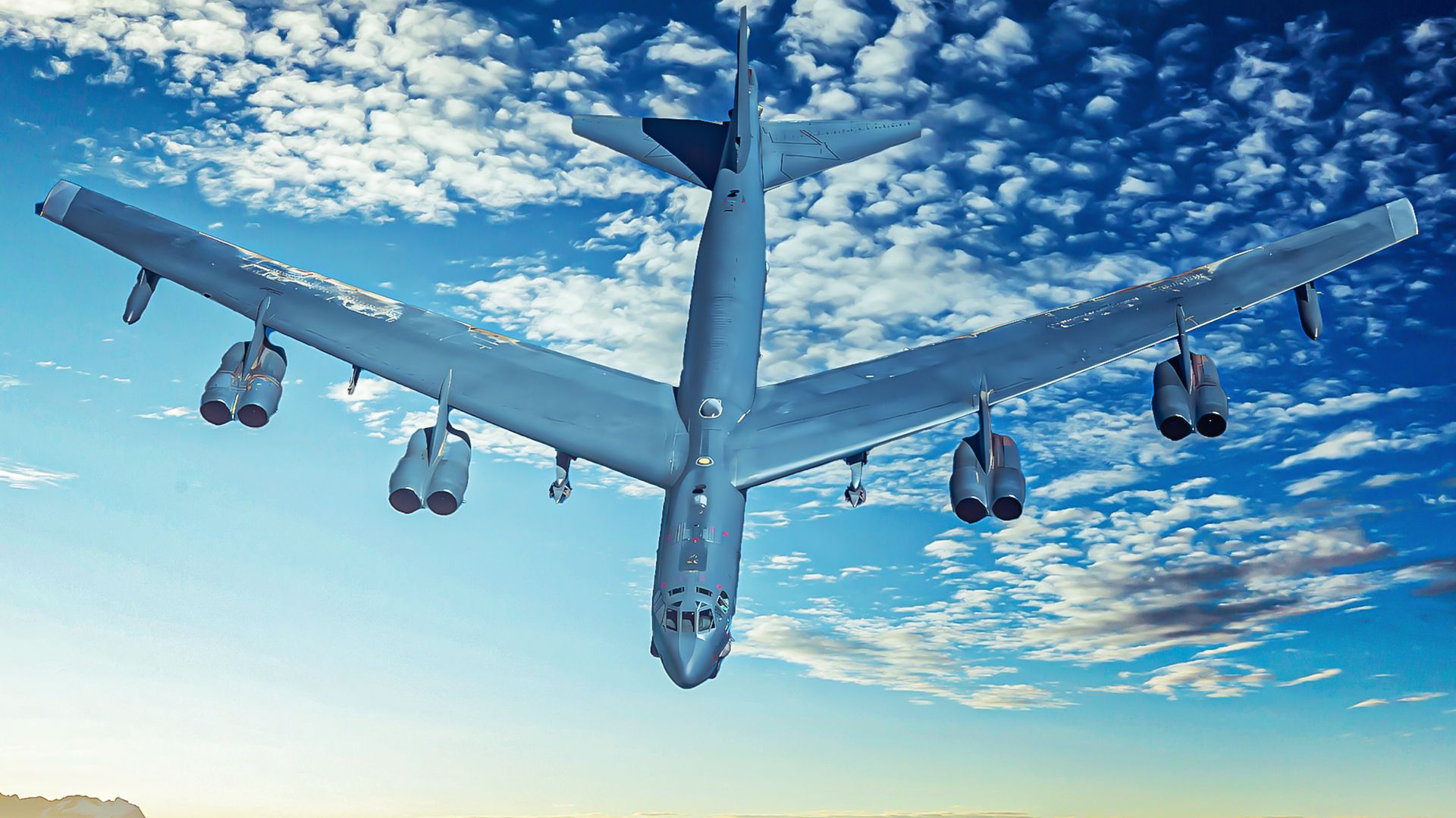 Why Does The B-52 Need 8 Engines?