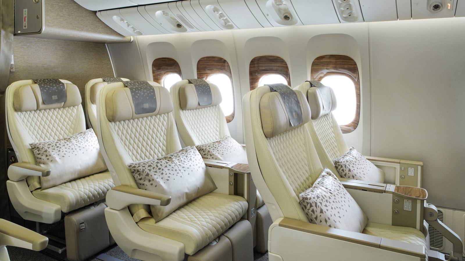 When Is It Worth It To Use Frequent Flyer Miles For Upgrades?
