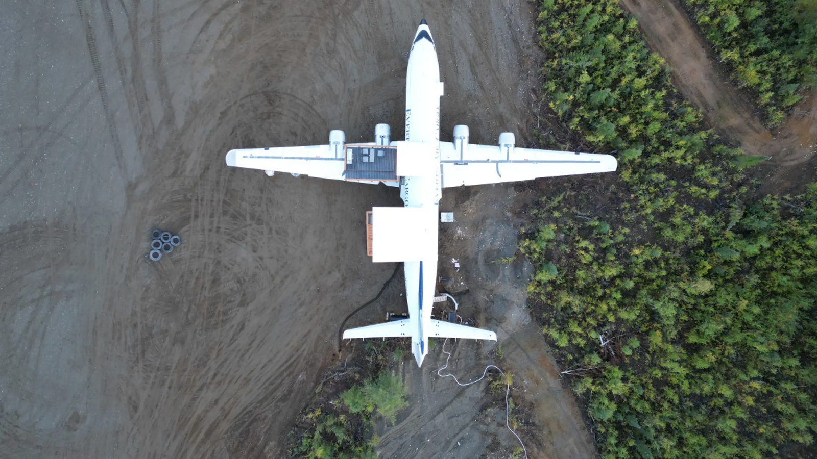 Flight Instructor In Alaska Converts Douglas DC-6 And DC-9 Aircrafts Into Accommodations