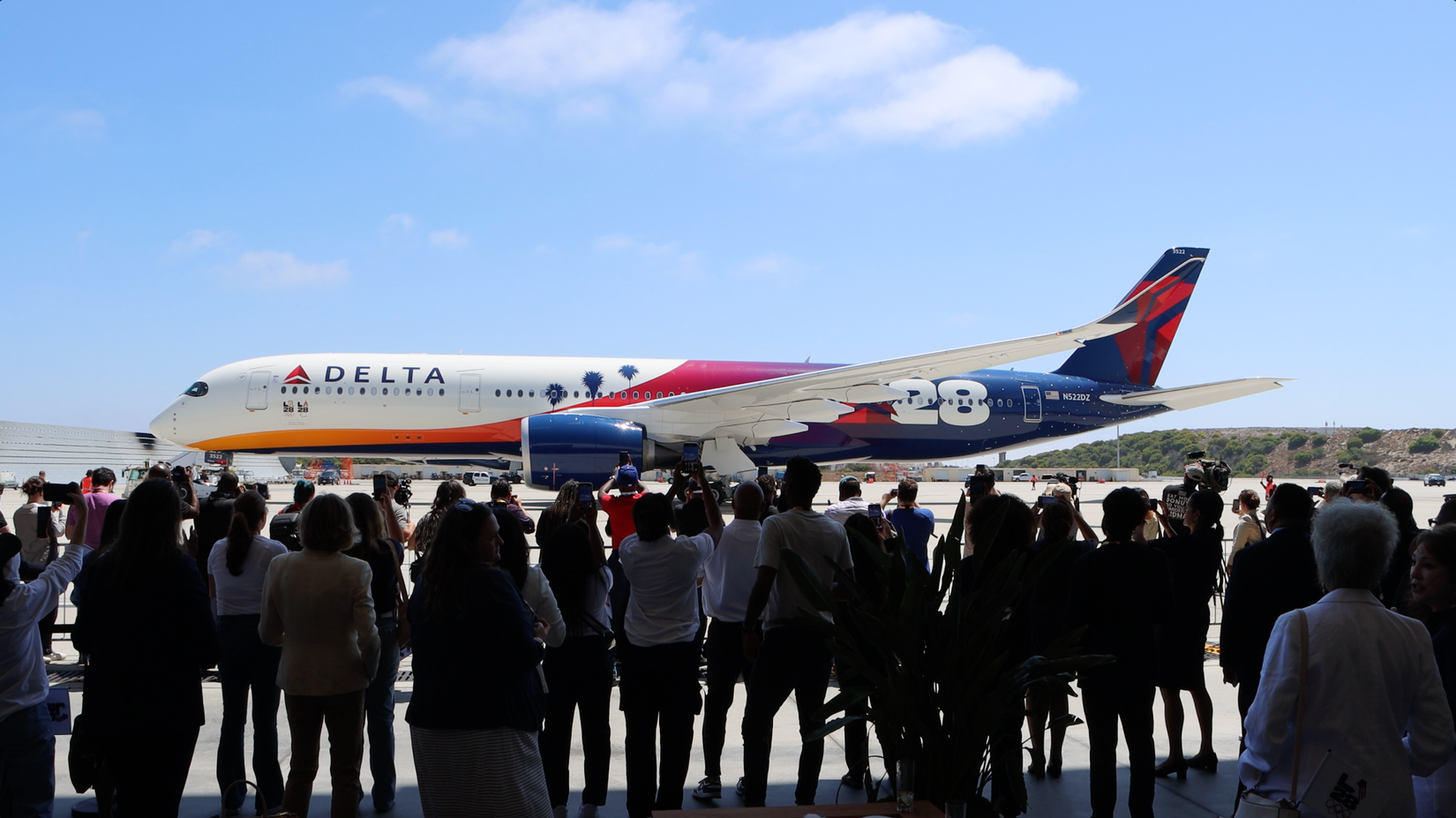 DELTA A350-900 TEAM USA デルタ航空 オリンピック ph Delta officially unveils new A350 with bold Team USA livery