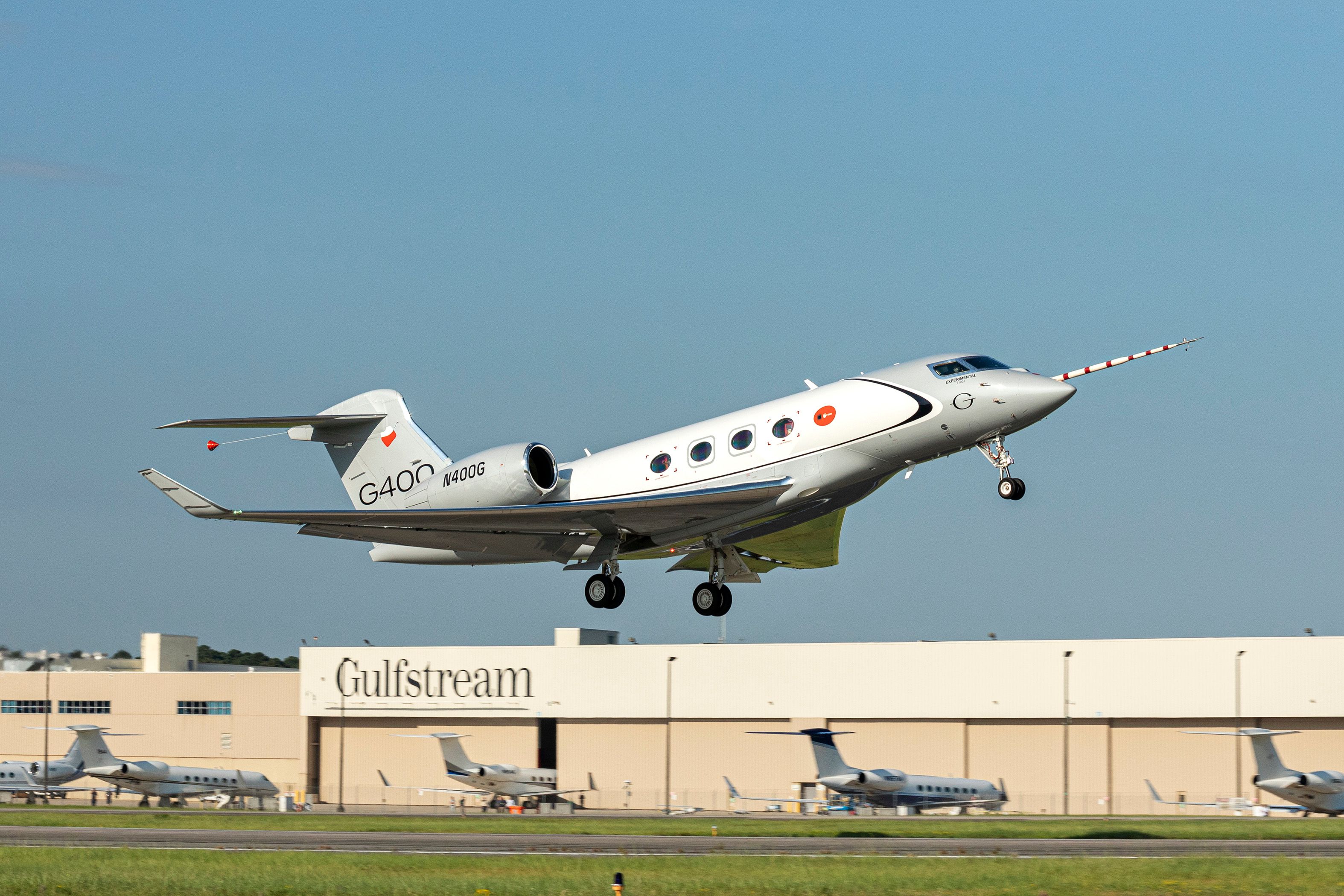G400 First Flight: Gulfstream’s Most Affordable Private Jet Takes Off