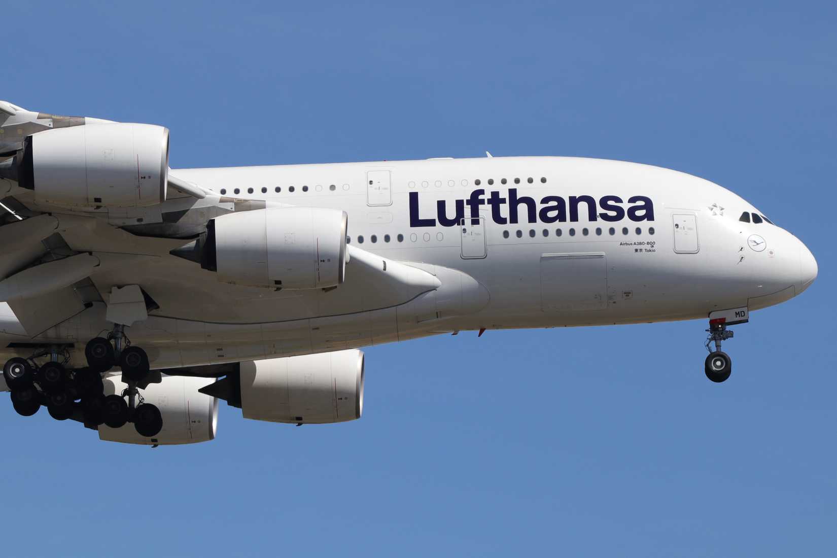 Lufthansa Airbus A380 landing at shutterstock_1663002682