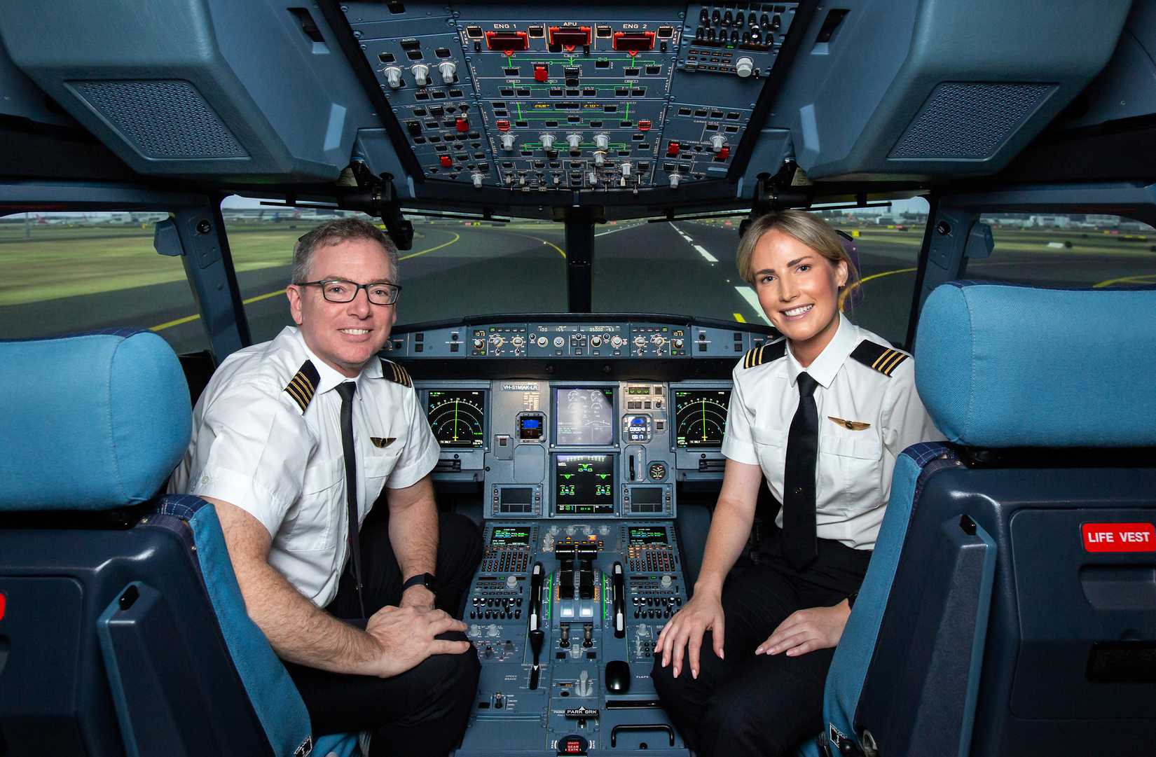 Qantas A321XLR Simulator Lauren McLean Qantas Type Rated Instructor – First Officer Airbus A320 and Anthony Jackson Qantas Deputy Training Manager Airbus A320 (3)