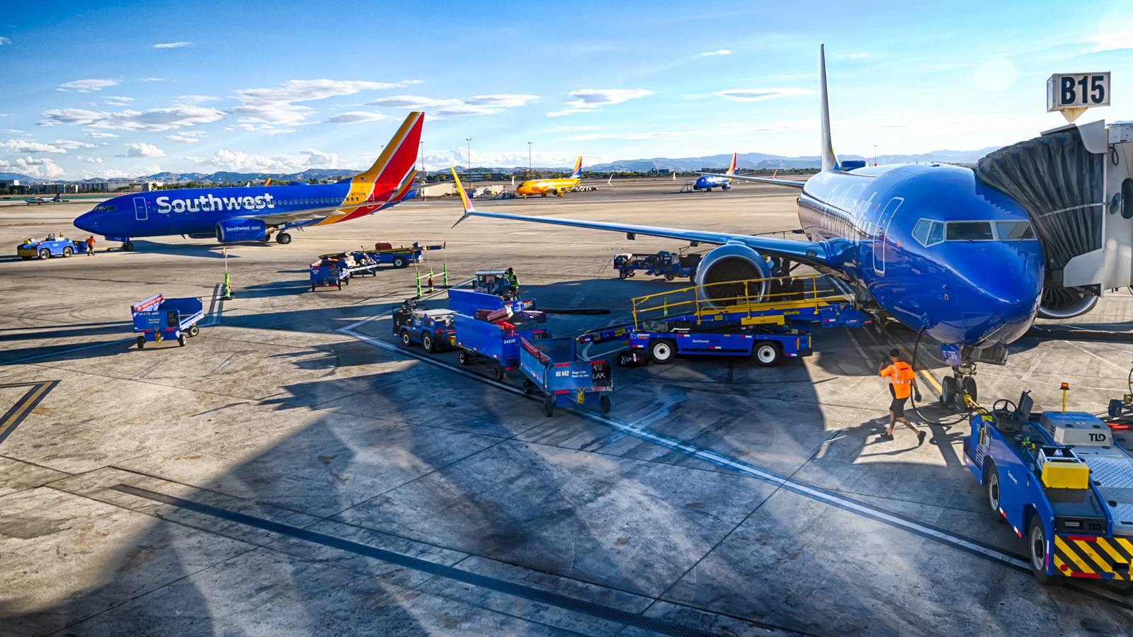 Which Is Better? Southwest Airlines Boeing 737-700 Versus The 737 MAX 8