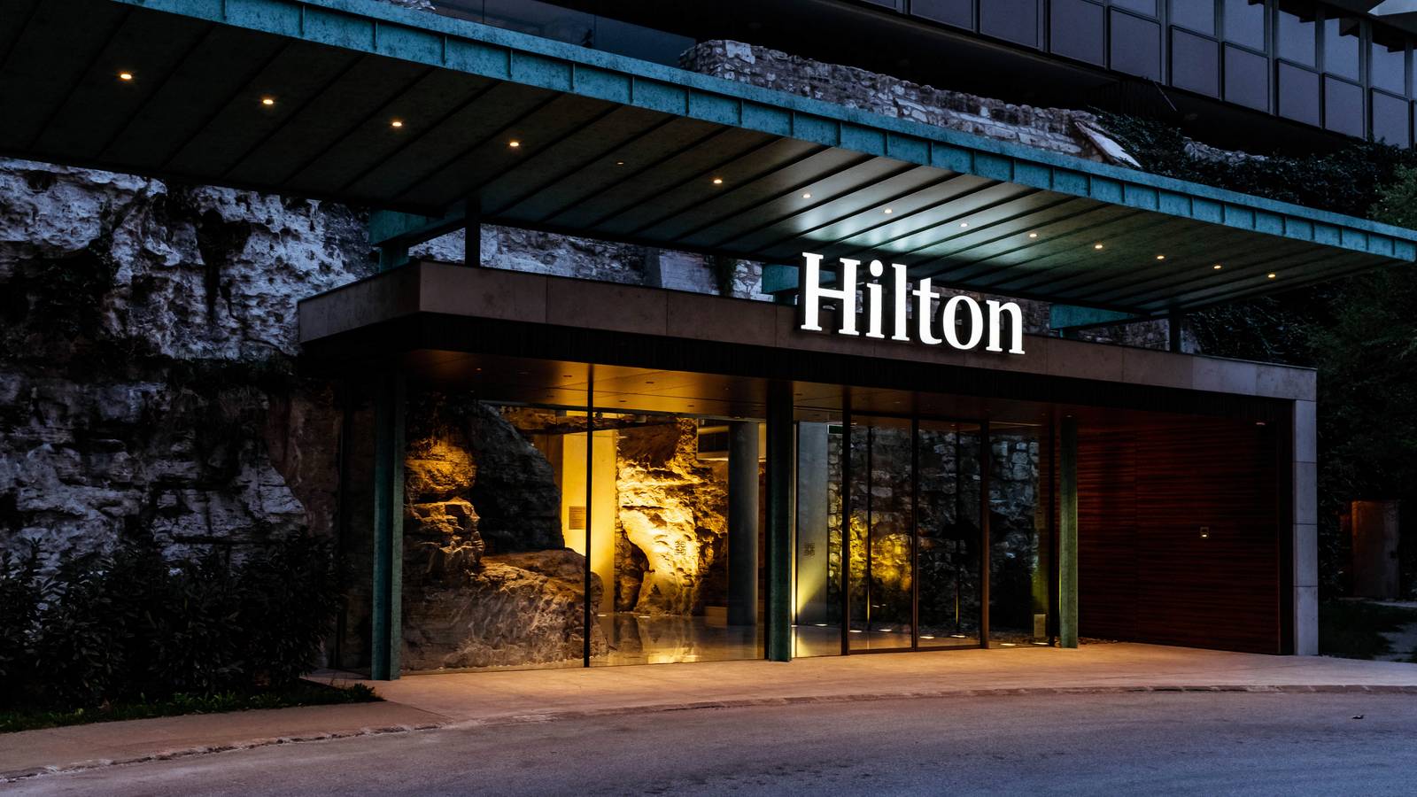 How Hotels Are Using Aviation Data To Respond To Passenger Demand