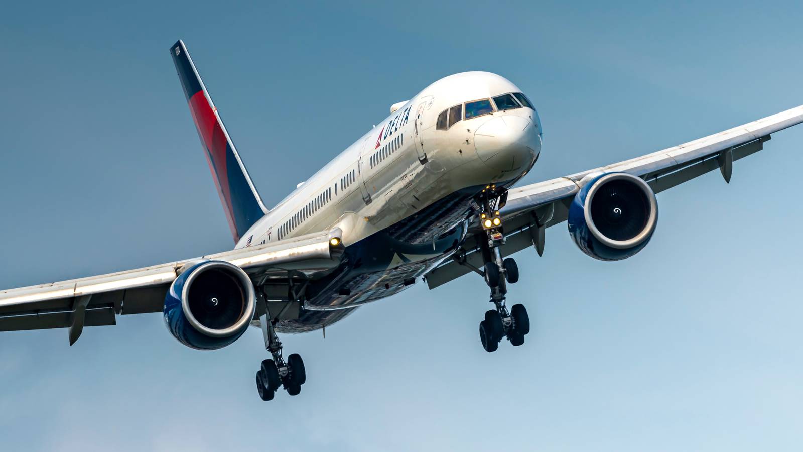 Still Going Strong: What Are The Oldest Active Aircraft At Each Of The 'Big 3' US Airlines?