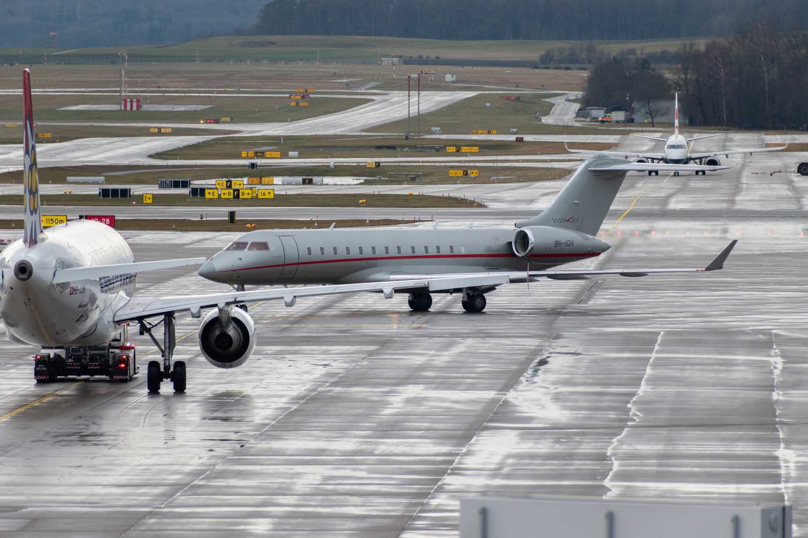 Using Vaunt: How To Catch Empty-Leg Chartered Flights For Cheap?