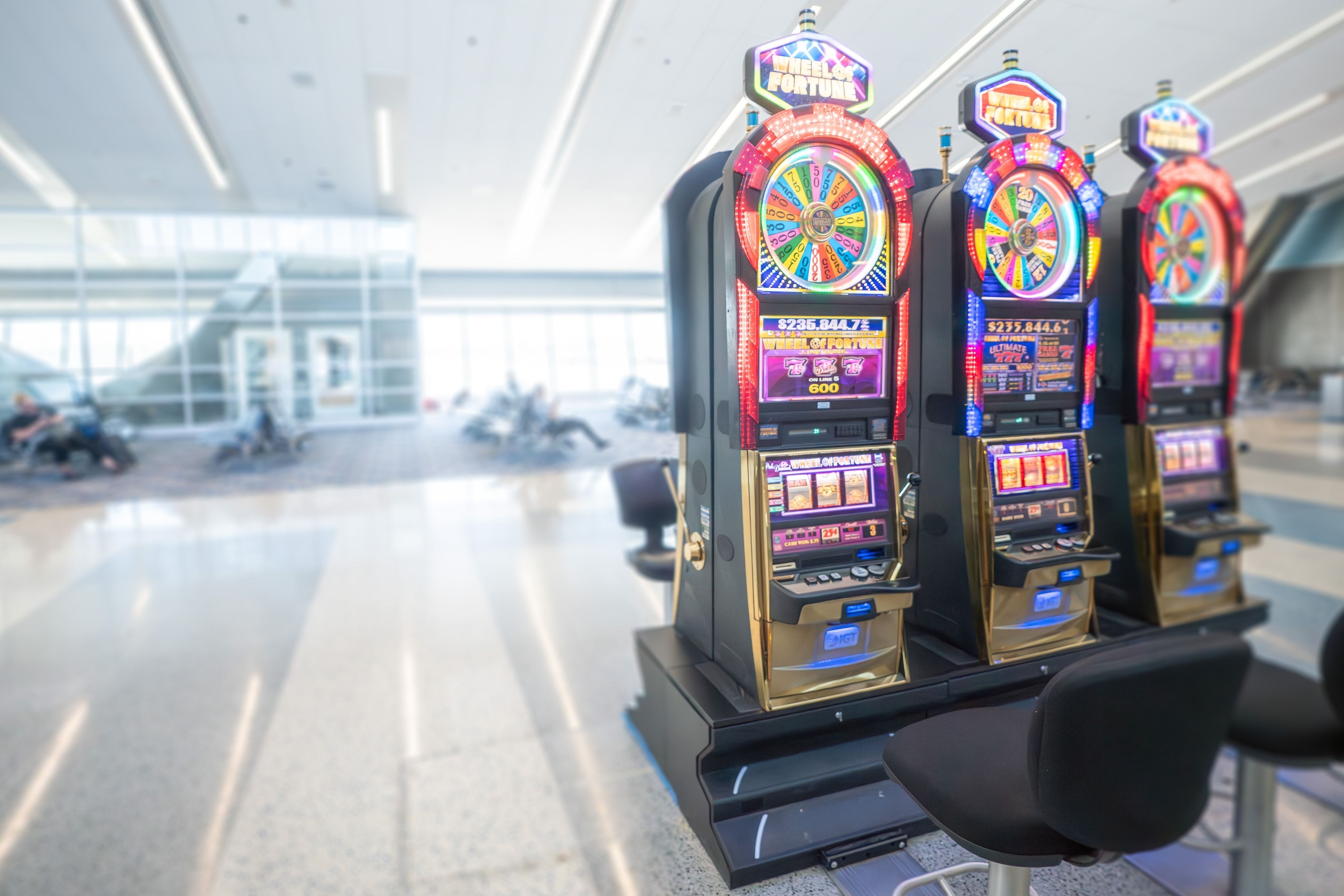 Jackpot: Man Wins $1.5 Million From Slot Machine At Las Vegas’ Harry Reid Airport