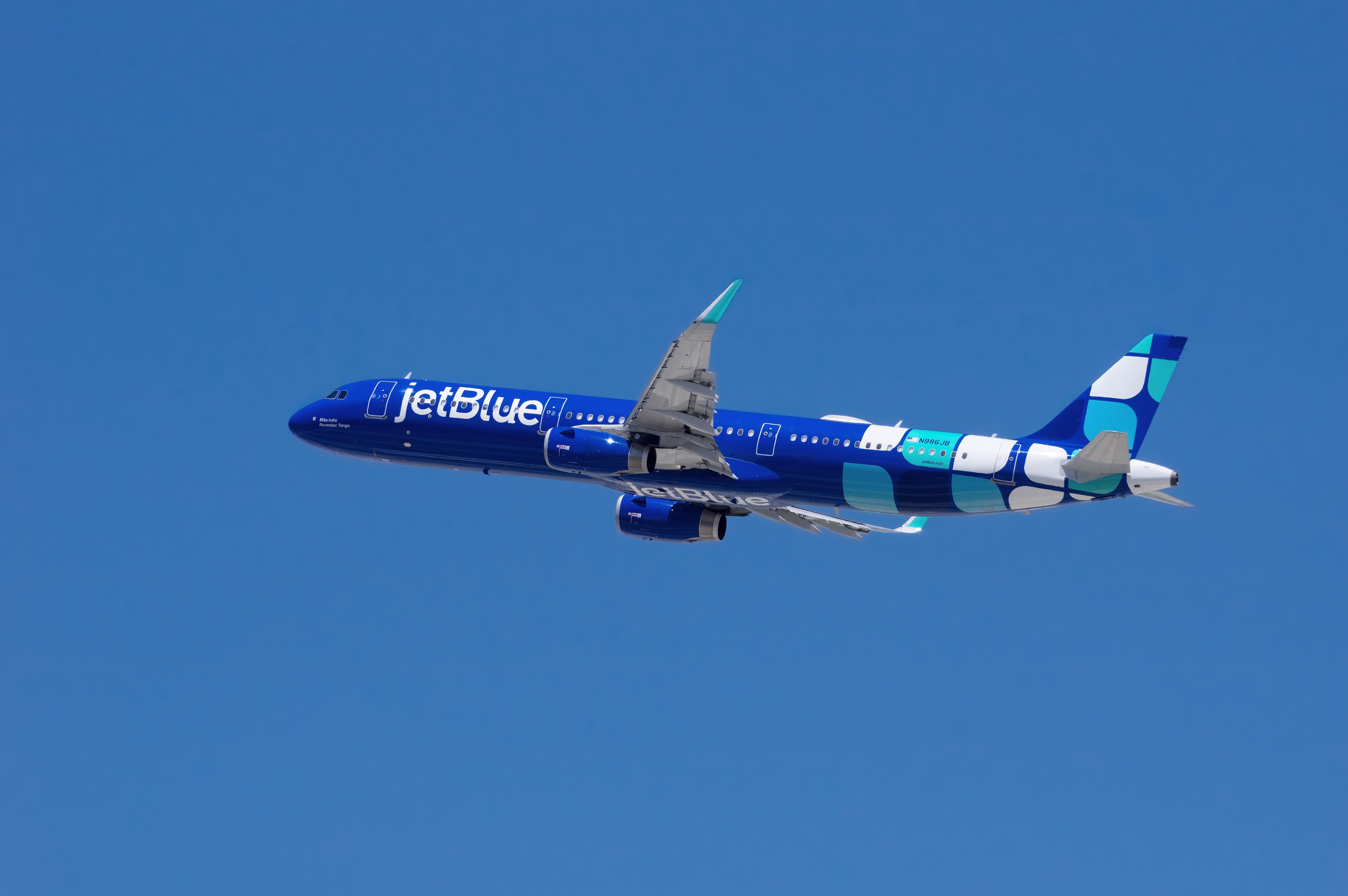 JetBlue Set To Resume Airbus A321 Mint Flights Between Los Angeles & West Palm Beach