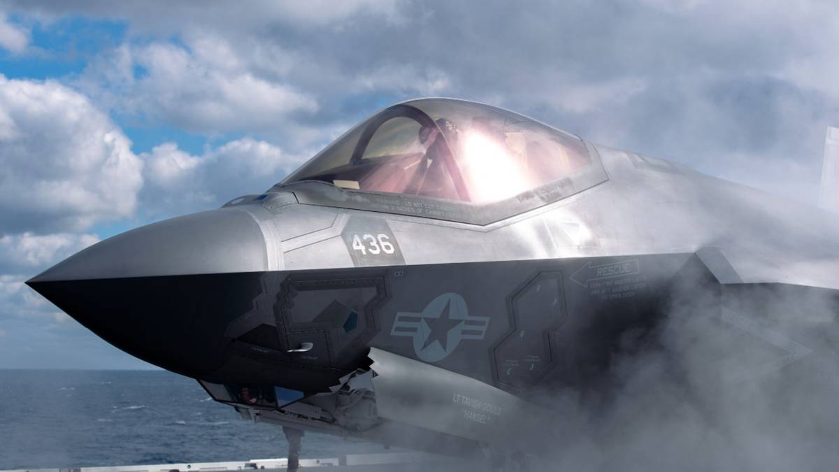 US Navy F-35s Will Replace F/A-18 Hornets On USS George Washington Heading For Japan