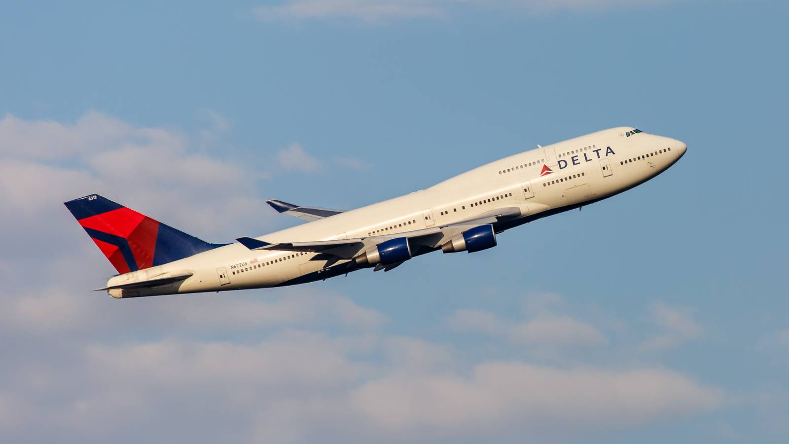 Did You Know: You Can Still Earn Delta Air Lines SkyMiles By Flying On A Boeing 747 Or Airbus A380