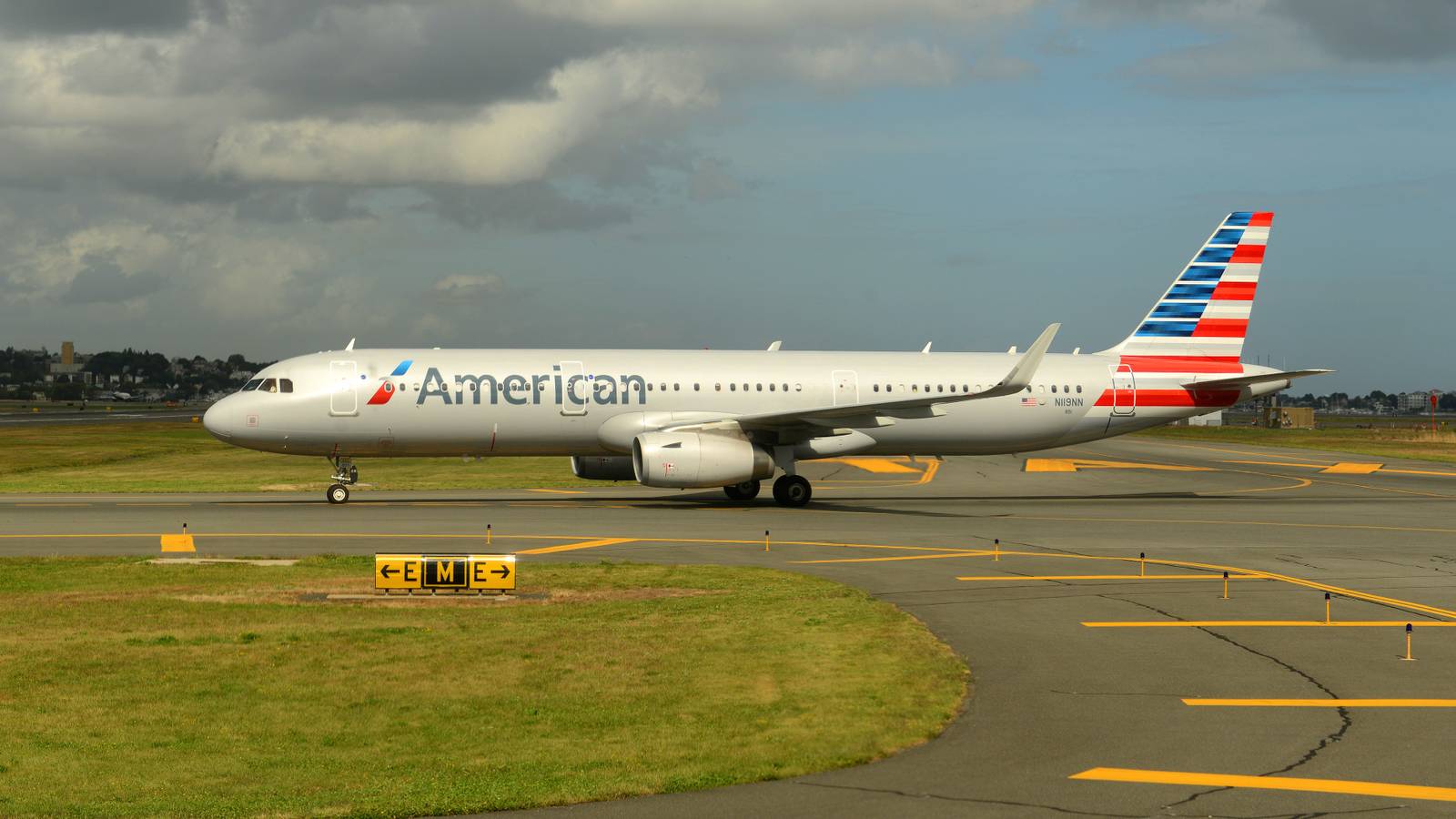 American Airlines Schedules Airbus A321T Flights Between Los Angeles & Toronto For International Film Festival