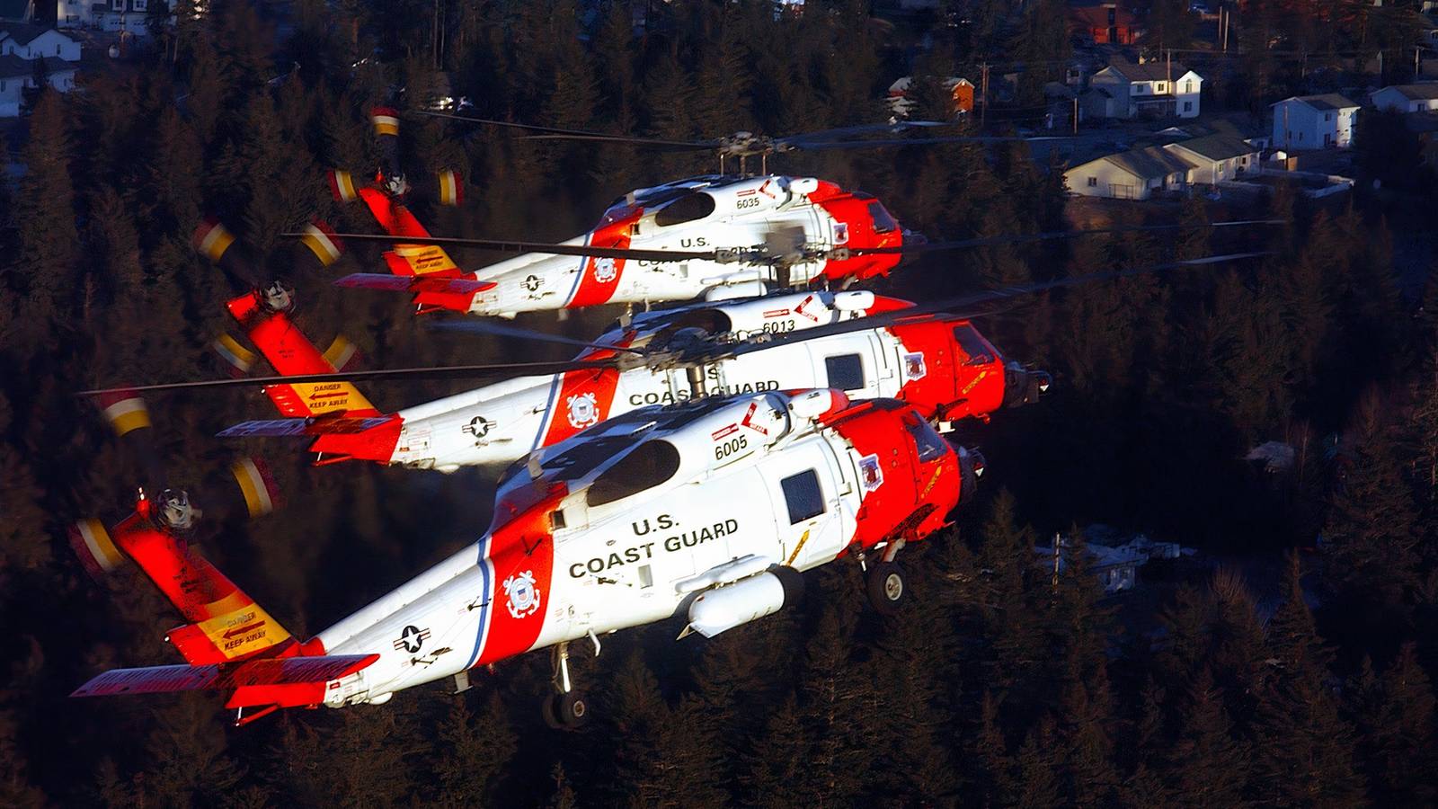 US Coast Guard Cuts Lifespan Of MH-60T Jayhawk Helicopters & Grounds Units