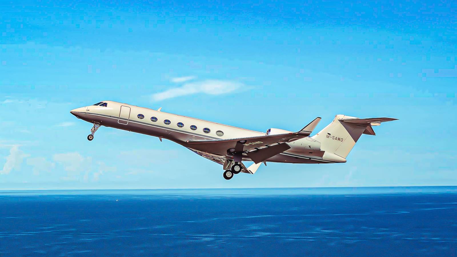 Discovering 5 Private Jets Of The World's Top Celebrities