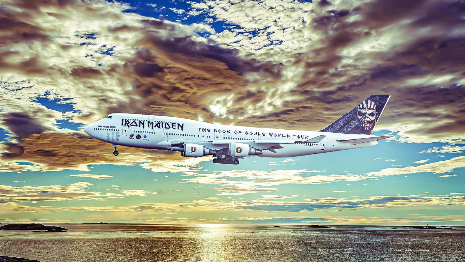 What Private Jets Do Bands Charter For Touring?
