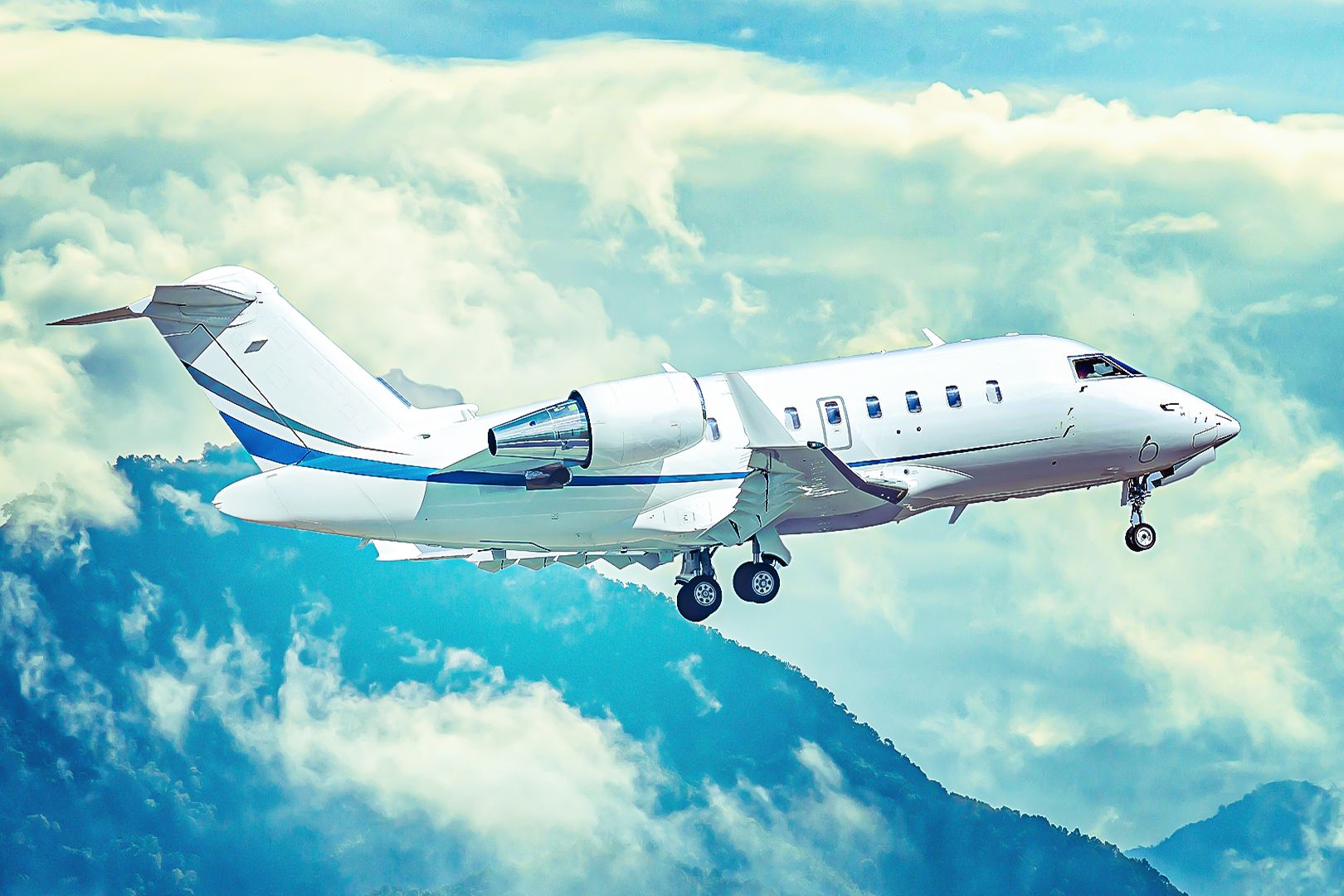 How Much Do Private Pilots Get Paid For Flying Charter Aircraft?