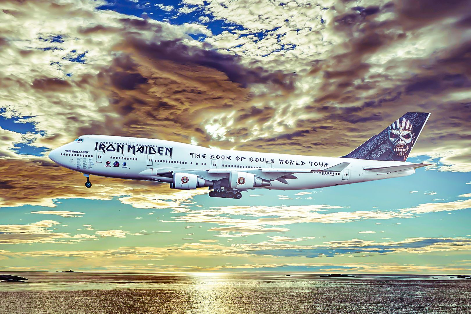 What Private Jets Do Bands Charter For Touring?