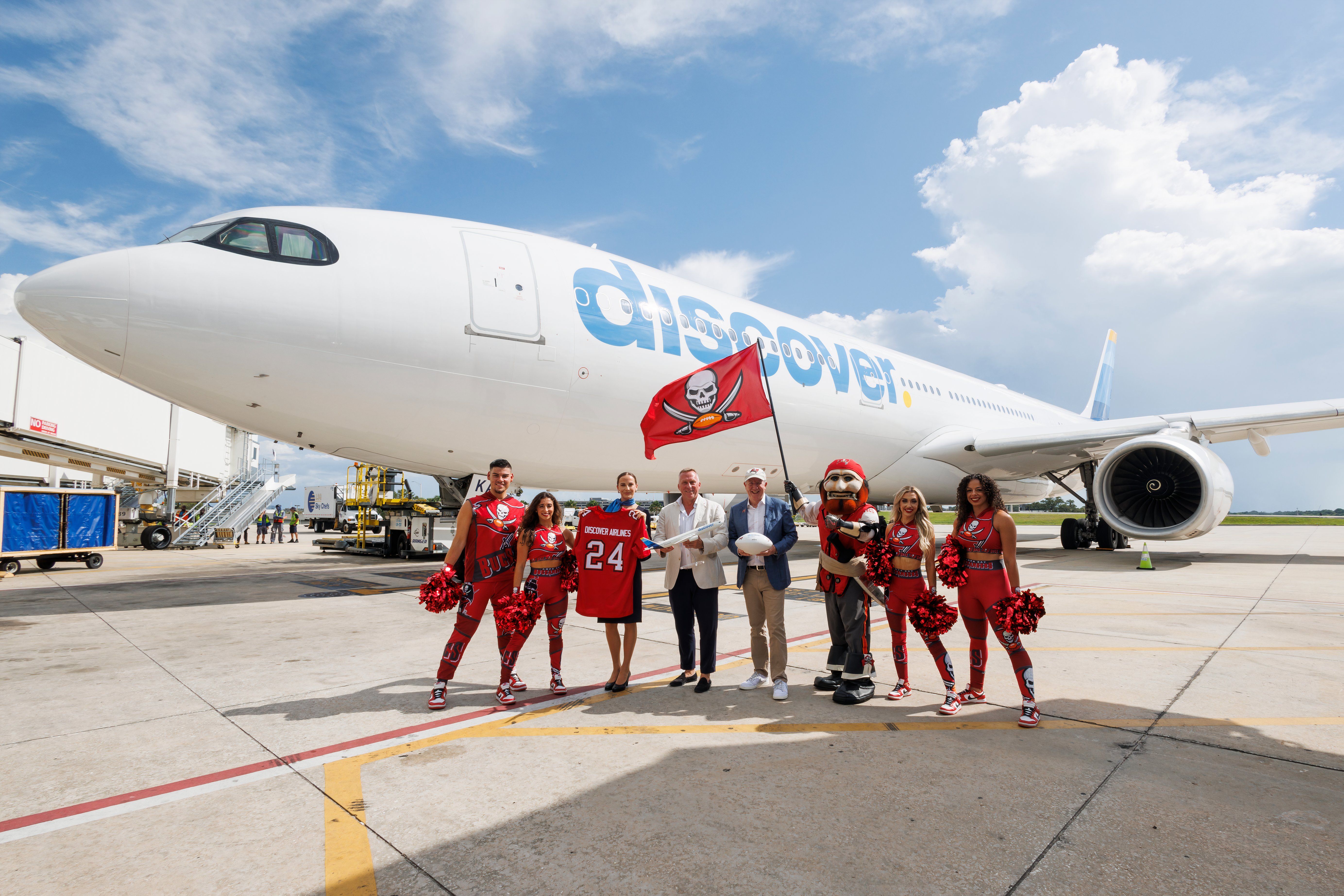 Lufthansa's Discover Airlines Strikes Partnership With The NFL's Tampa Bay Buccaneers