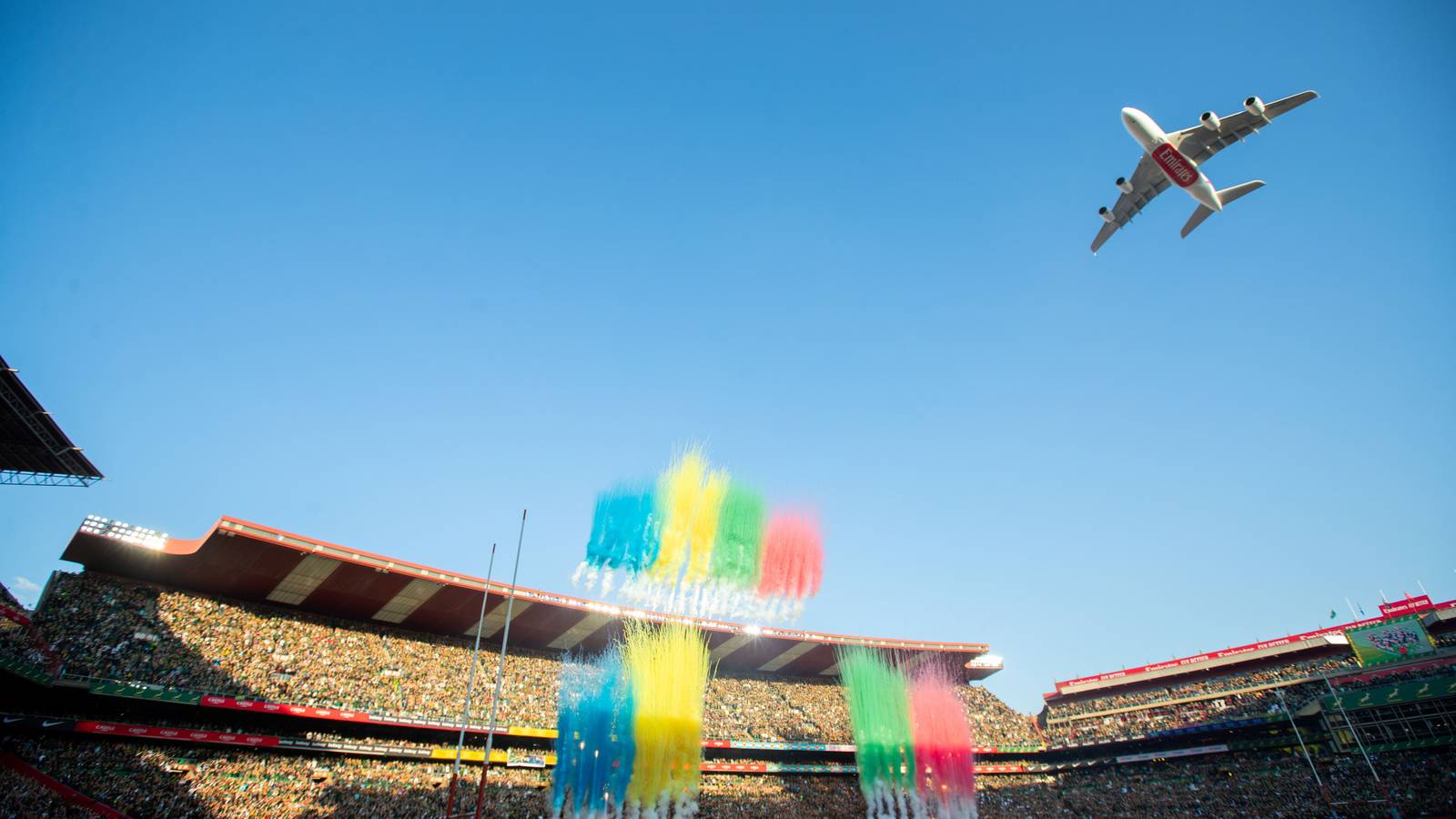 Emirates Airbus A380 Flies 500 Feet Above Springboks Rugby