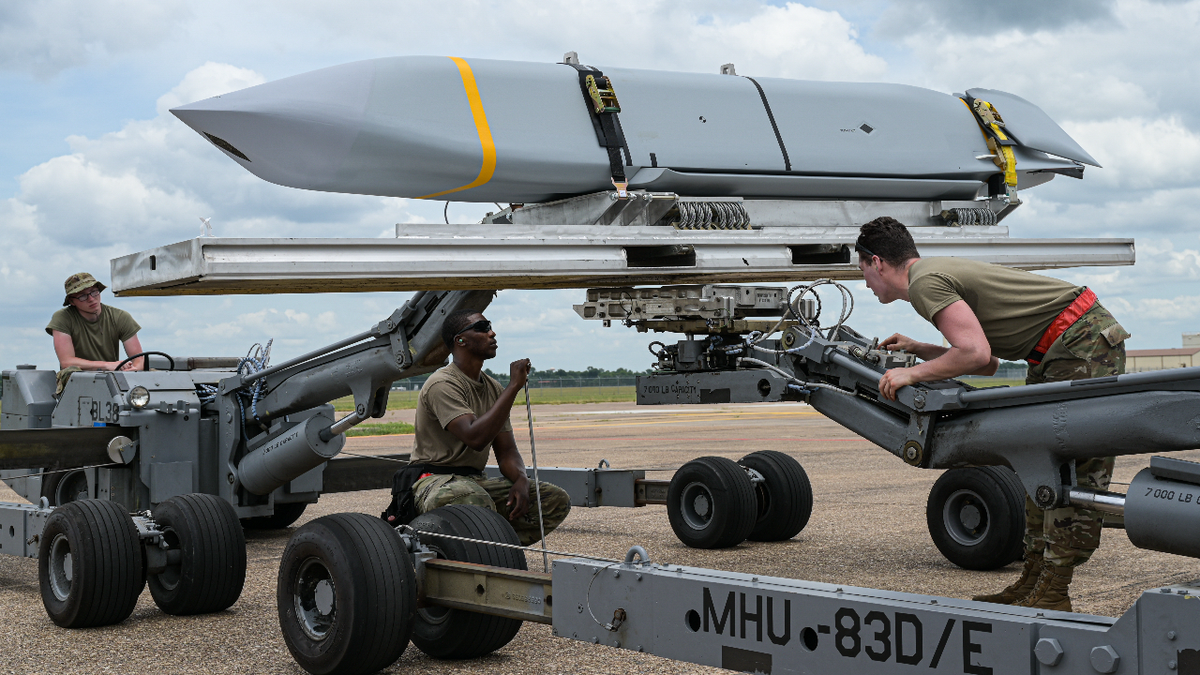 US Could Supply JASSM Cruise Missiles For Ukraine's F-16s