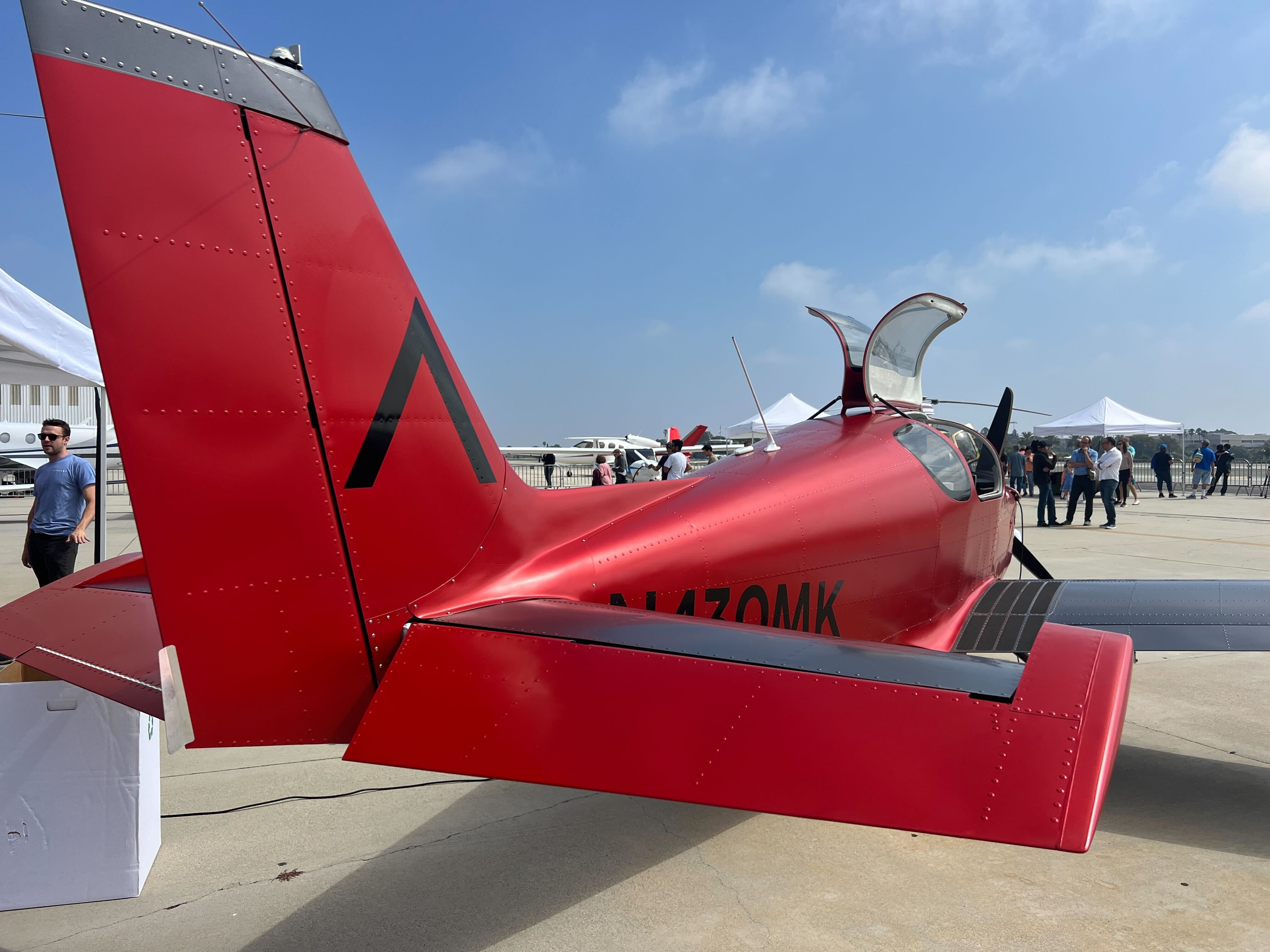 Airhart Aeronautics Unveils Its New Airhart Sling Aircraft